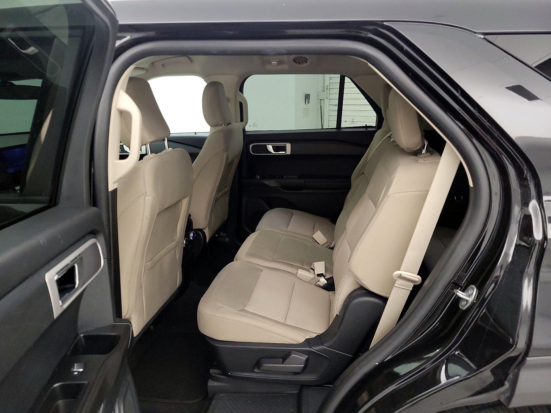 Thumbnail: 2021 Ford Explorer - 17