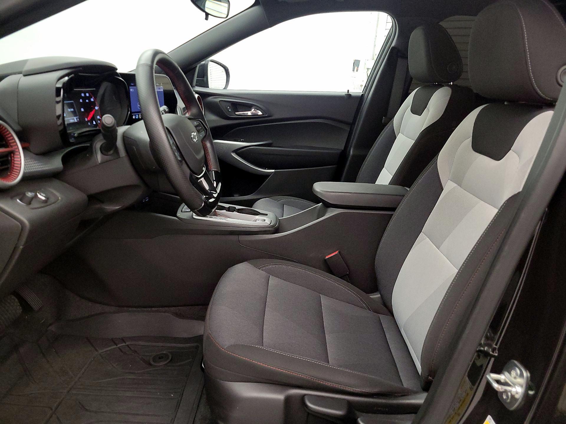 Thumbnail: 2024 Chevrolet Trax - 11