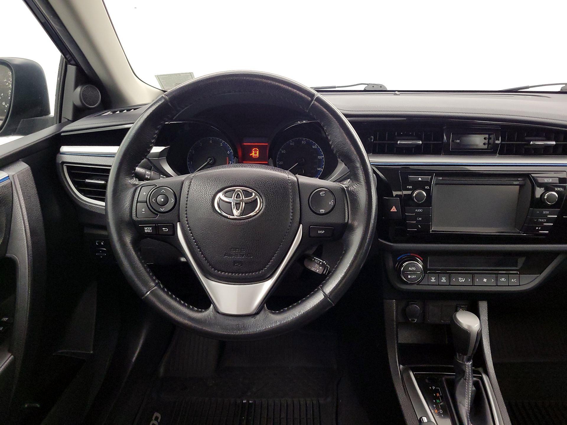 Thumbnail: 2016 Toyota Corolla - 10