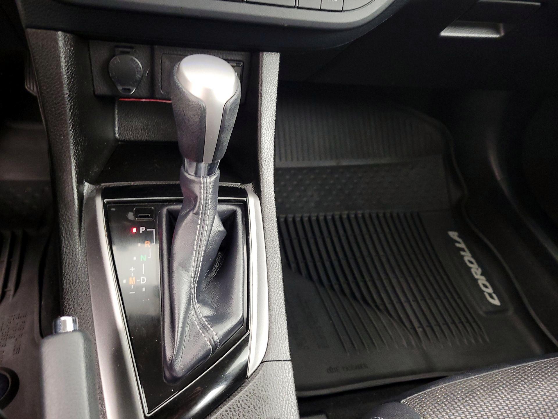 Thumbnail: 2016 Toyota Corolla - 17