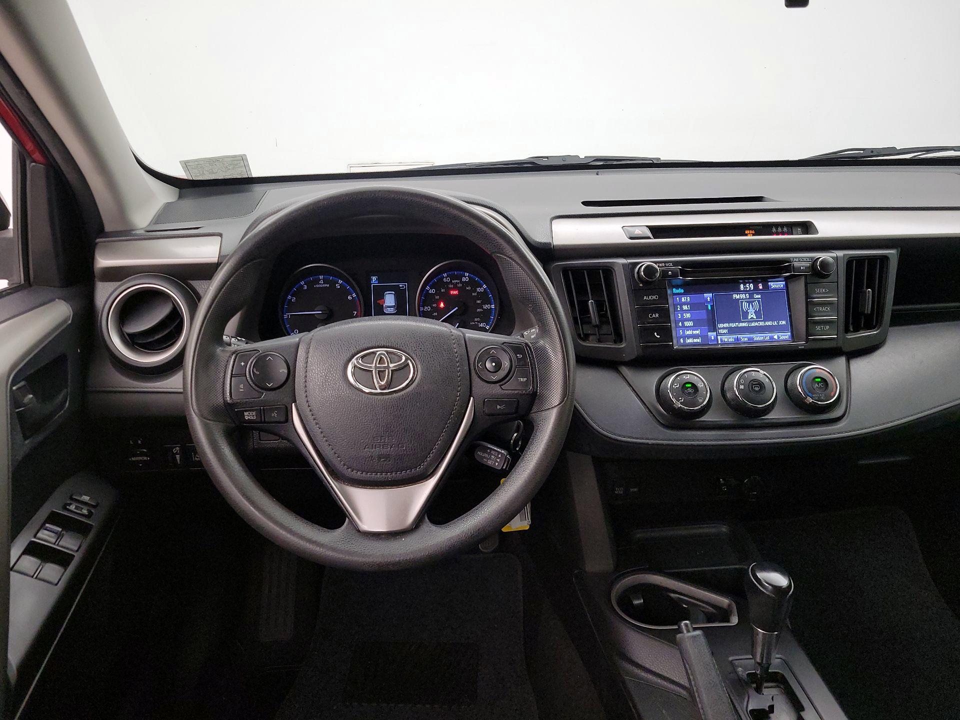 Thumbnail: 2017 Toyota RAV4 - 10