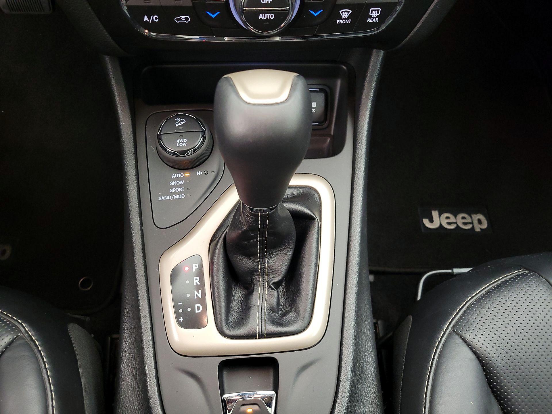 Thumbnail: 2014 Jeep Cherokee - 18