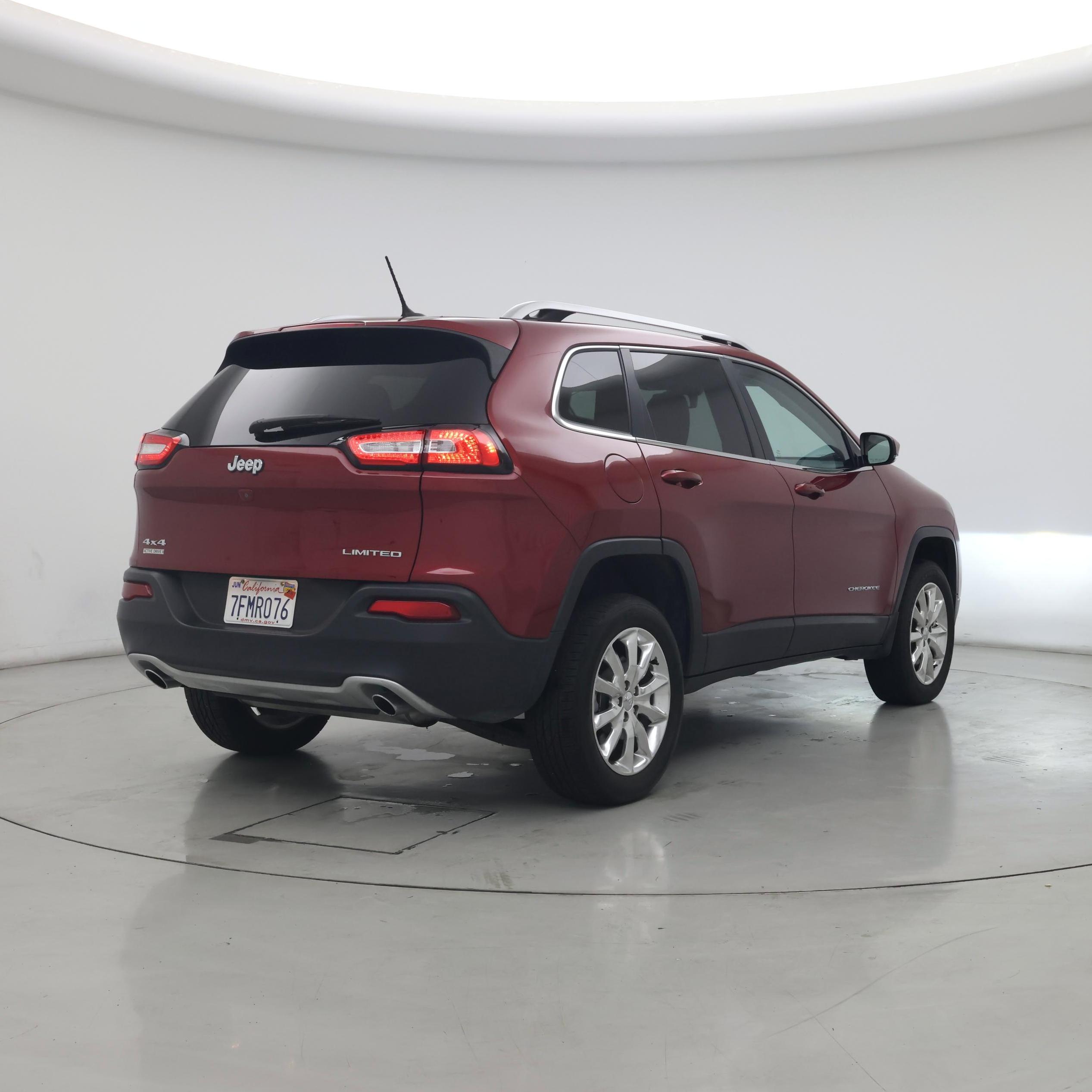 Thumbnail: 2014 Jeep Cherokee - 8