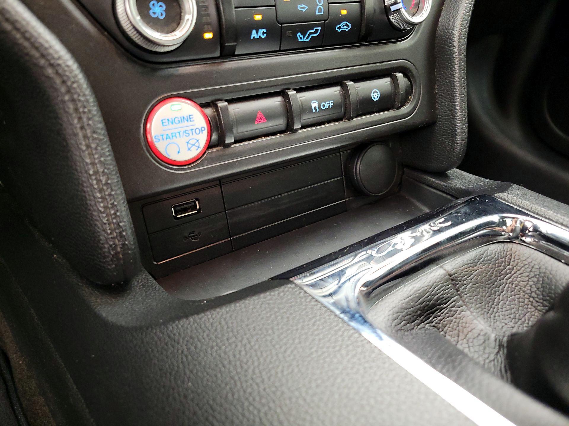Thumbnail: 2015 Ford Mustang - 18