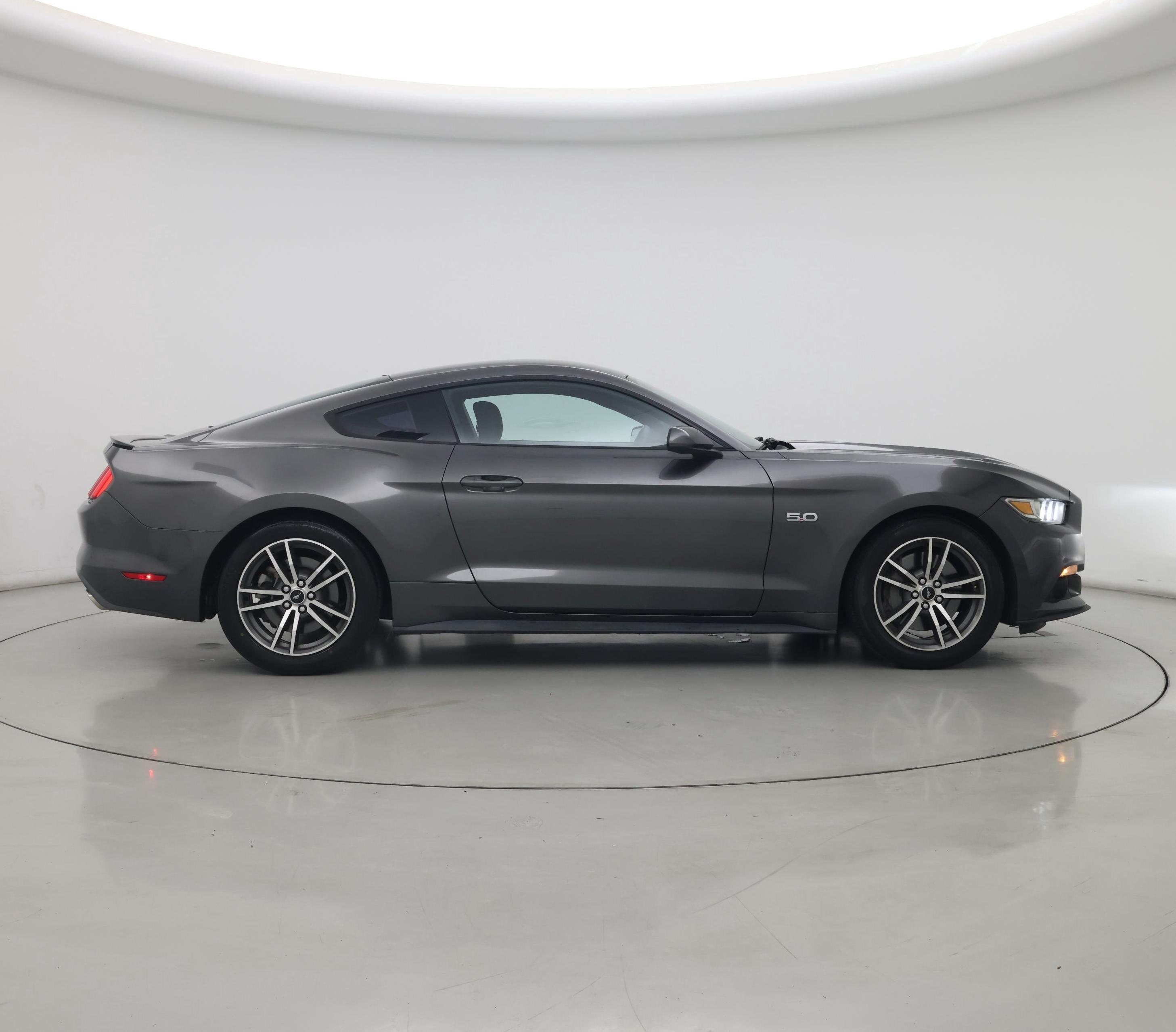Thumbnail: 2015 Ford Mustang - 7