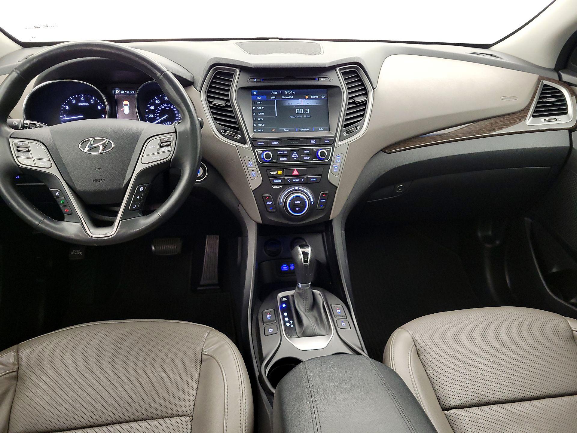 Thumbnail: 2017 Hyundai Santa Fe - 9
