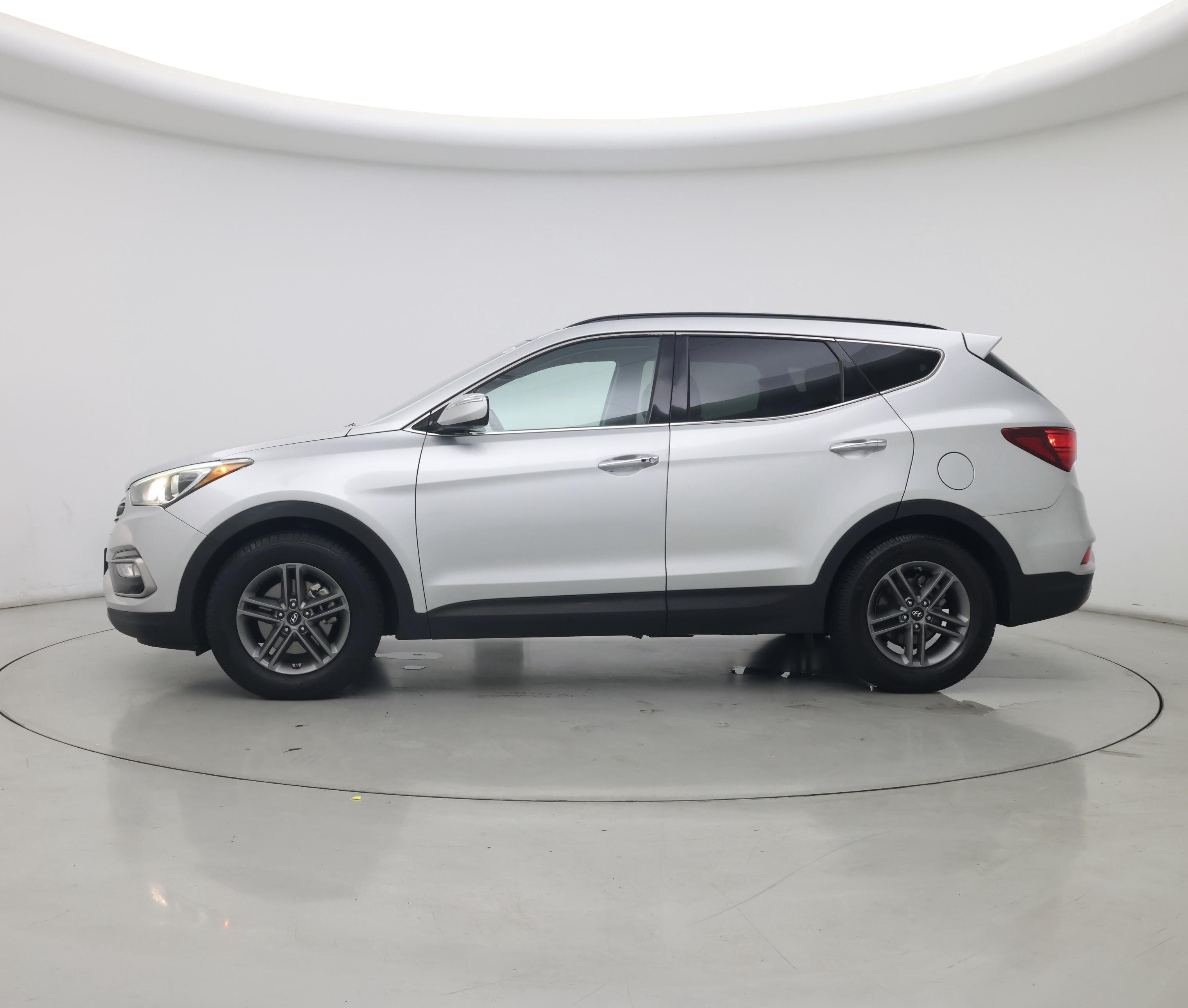 Thumbnail: 2017 Hyundai Santa Fe - 3