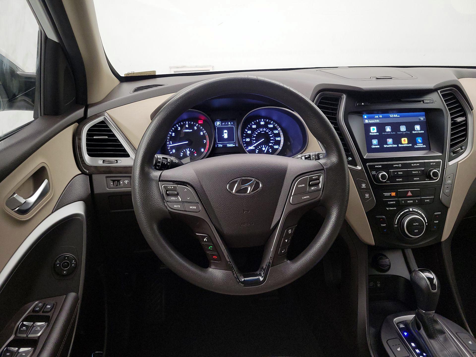 Thumbnail: 2018 Hyundai Santa Fe - 10