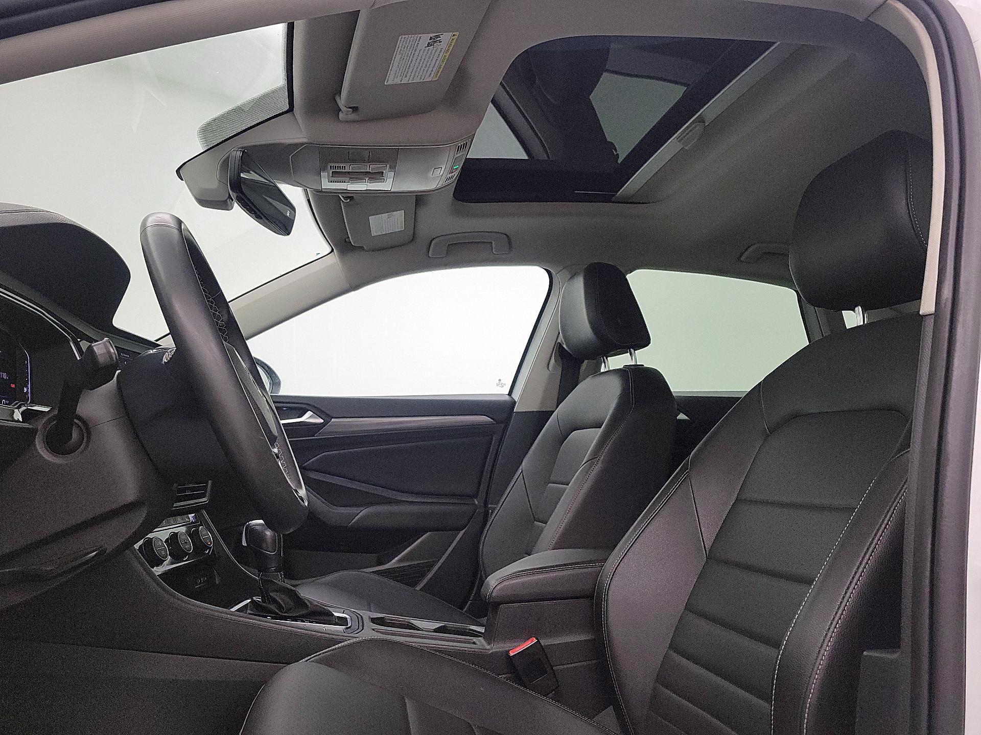 Thumbnail: 2021 Volkswagen Jetta - 19