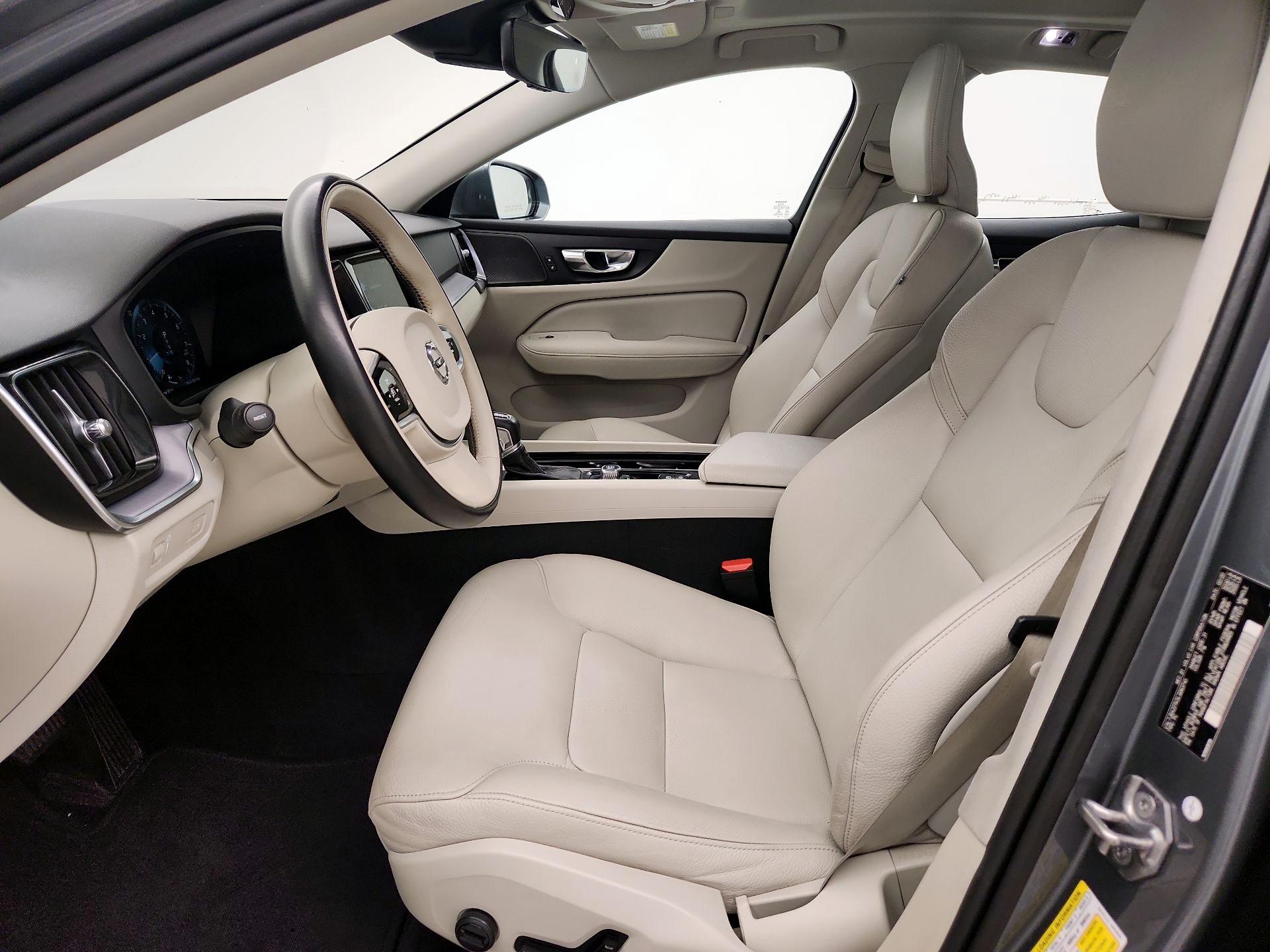 Thumbnail: 2020 Volvo S60 - 11