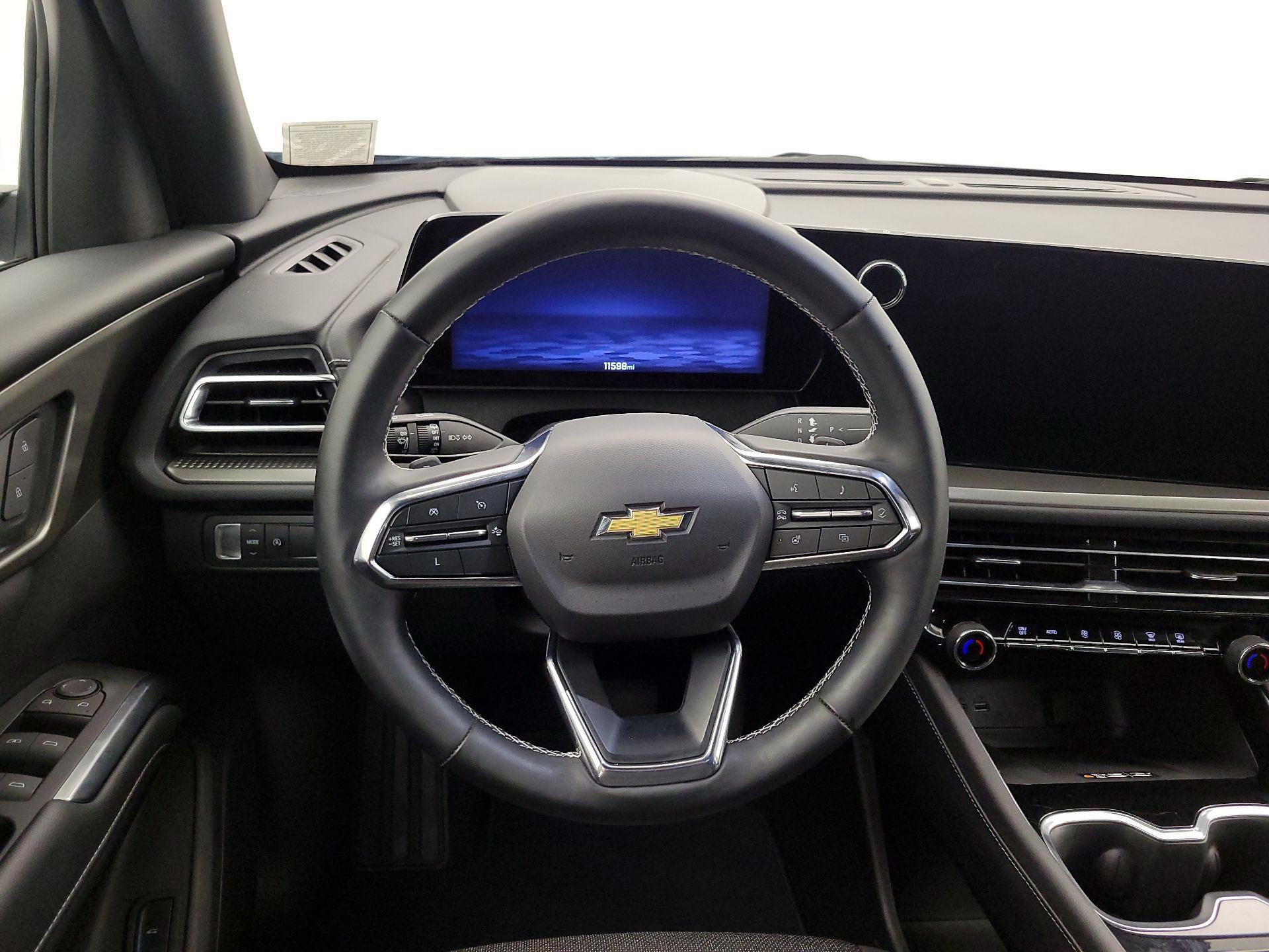 Thumbnail: 2025 Chevrolet Traverse - 10