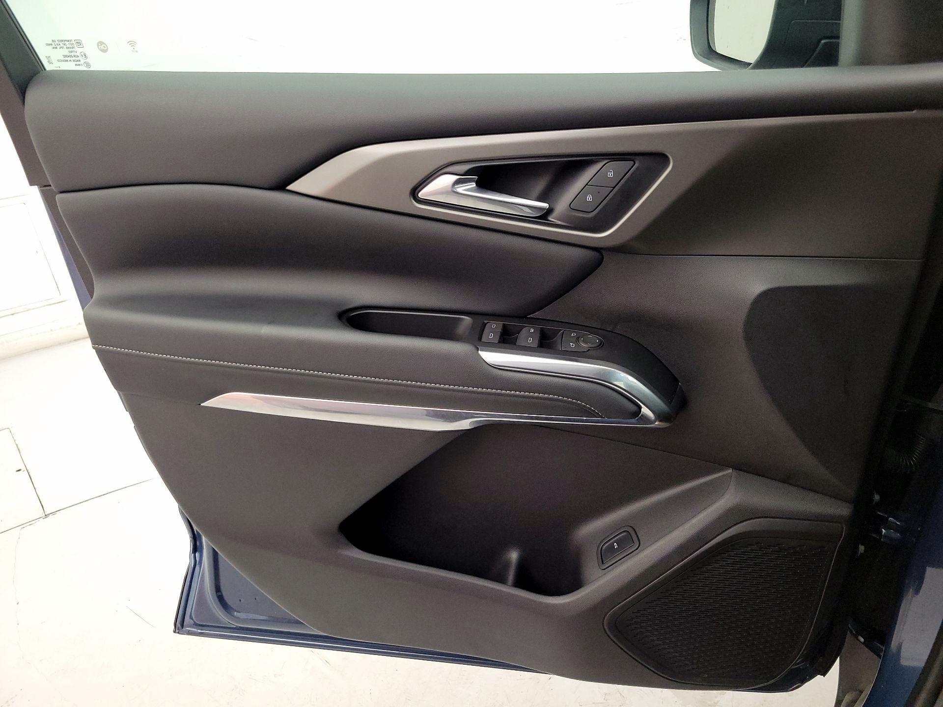 Thumbnail: 2025 Chevrolet Traverse - 12