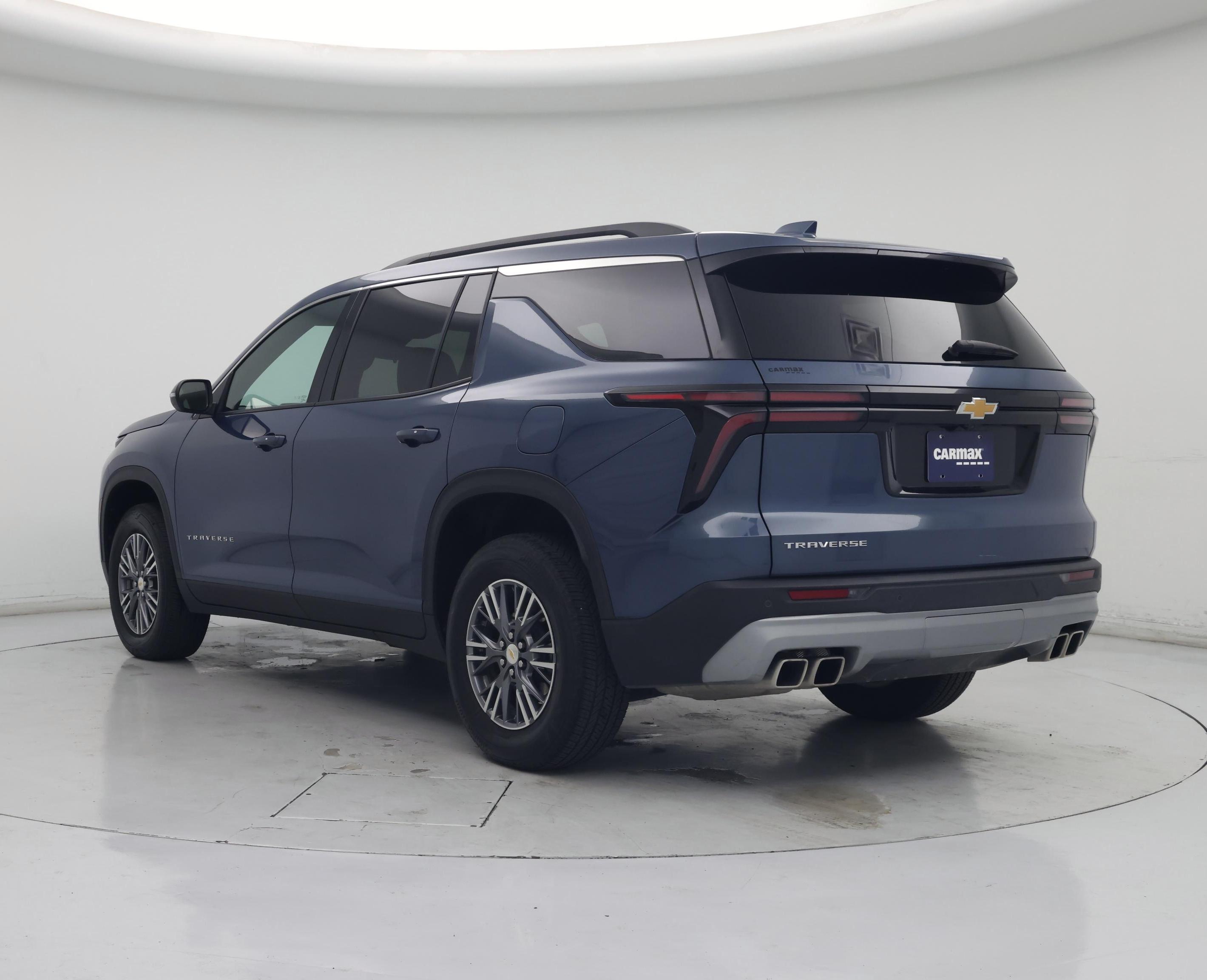 Thumbnail: 2025 Chevrolet Traverse - 2