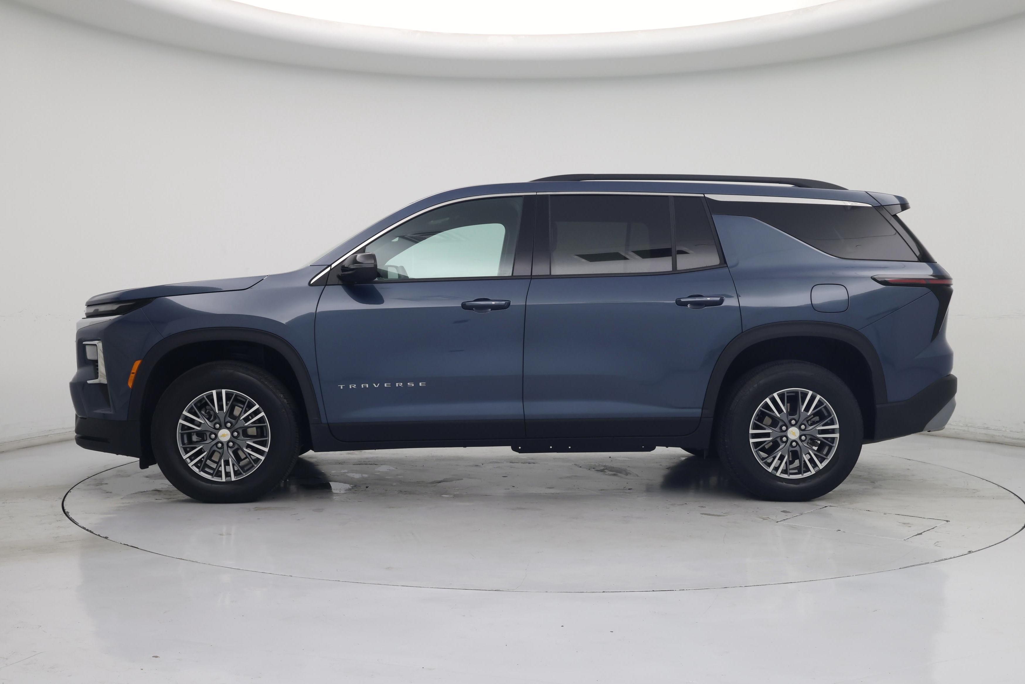 Thumbnail: 2025 Chevrolet Traverse - 3