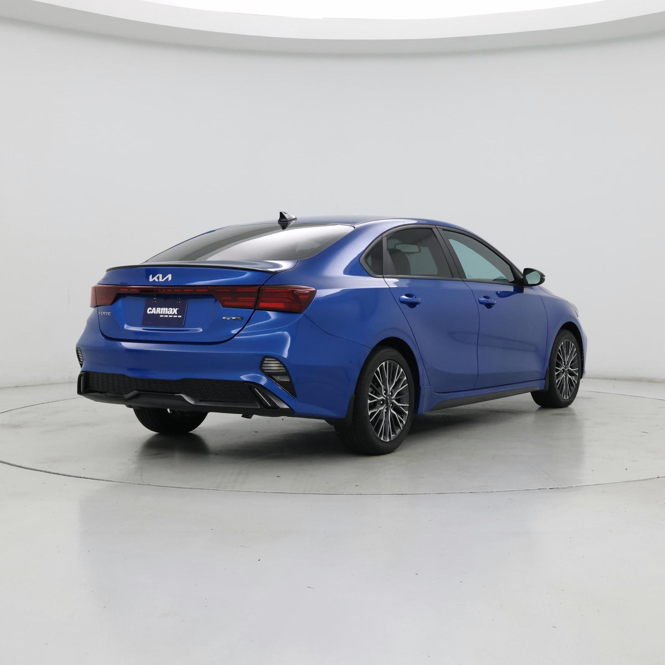 Thumbnail: 2023 Kia Forte - 8