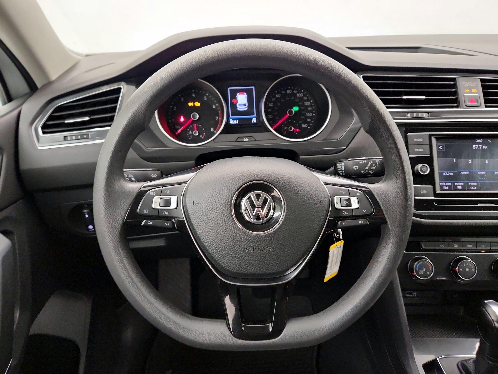 Thumbnail: 2018 Volkswagen Tiguan - 10