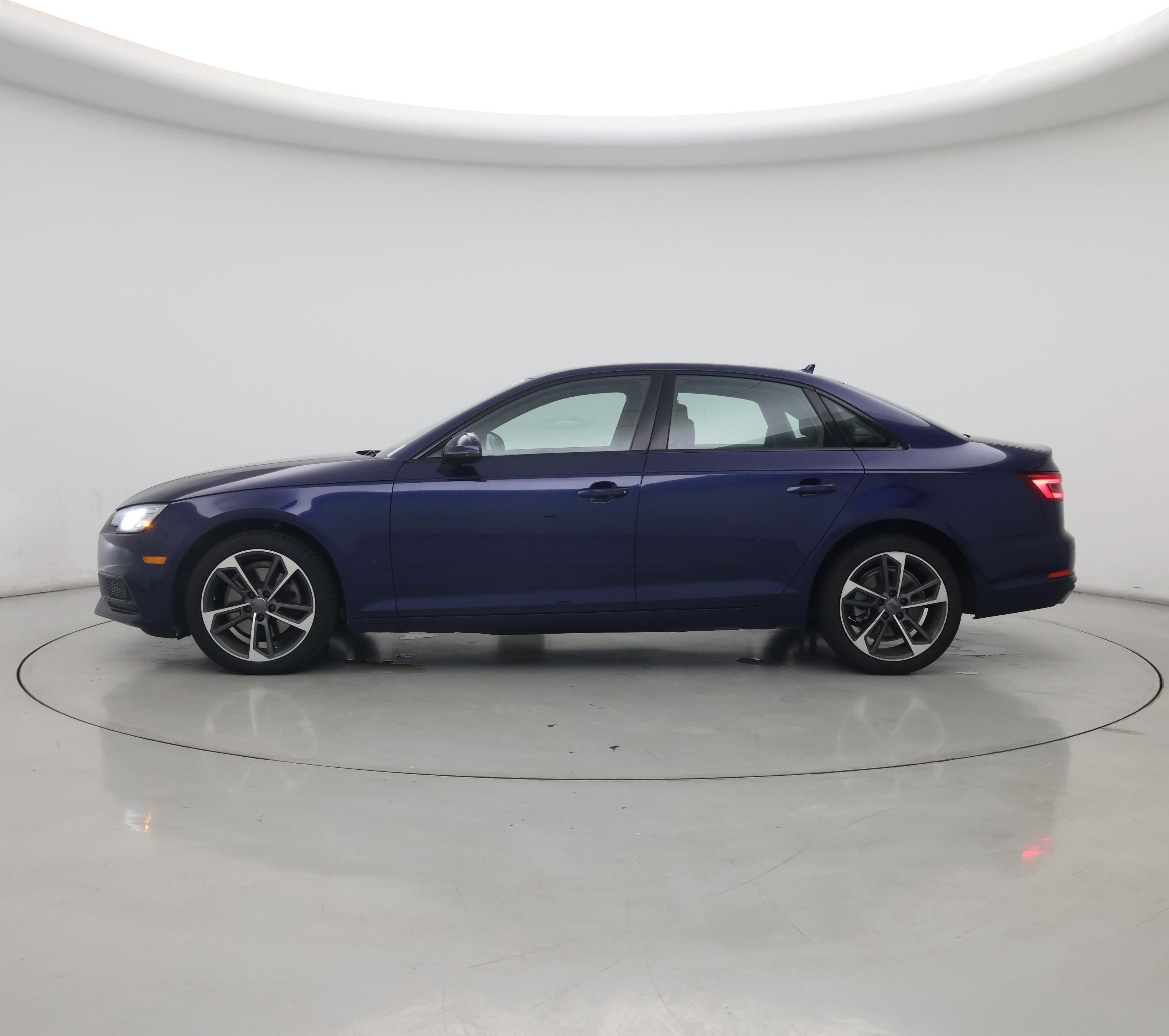 Thumbnail: 2019 Audi A4 - 3