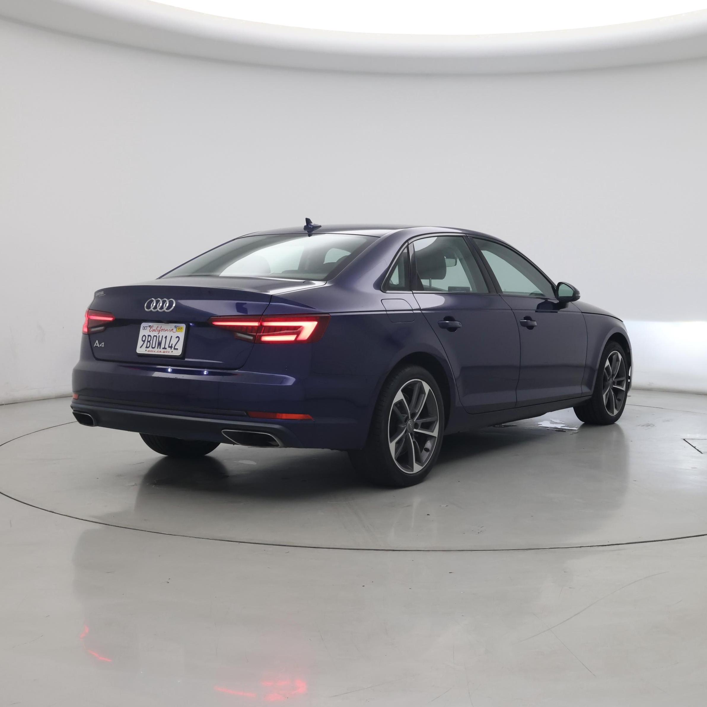 Thumbnail: 2019 Audi A4 - 8