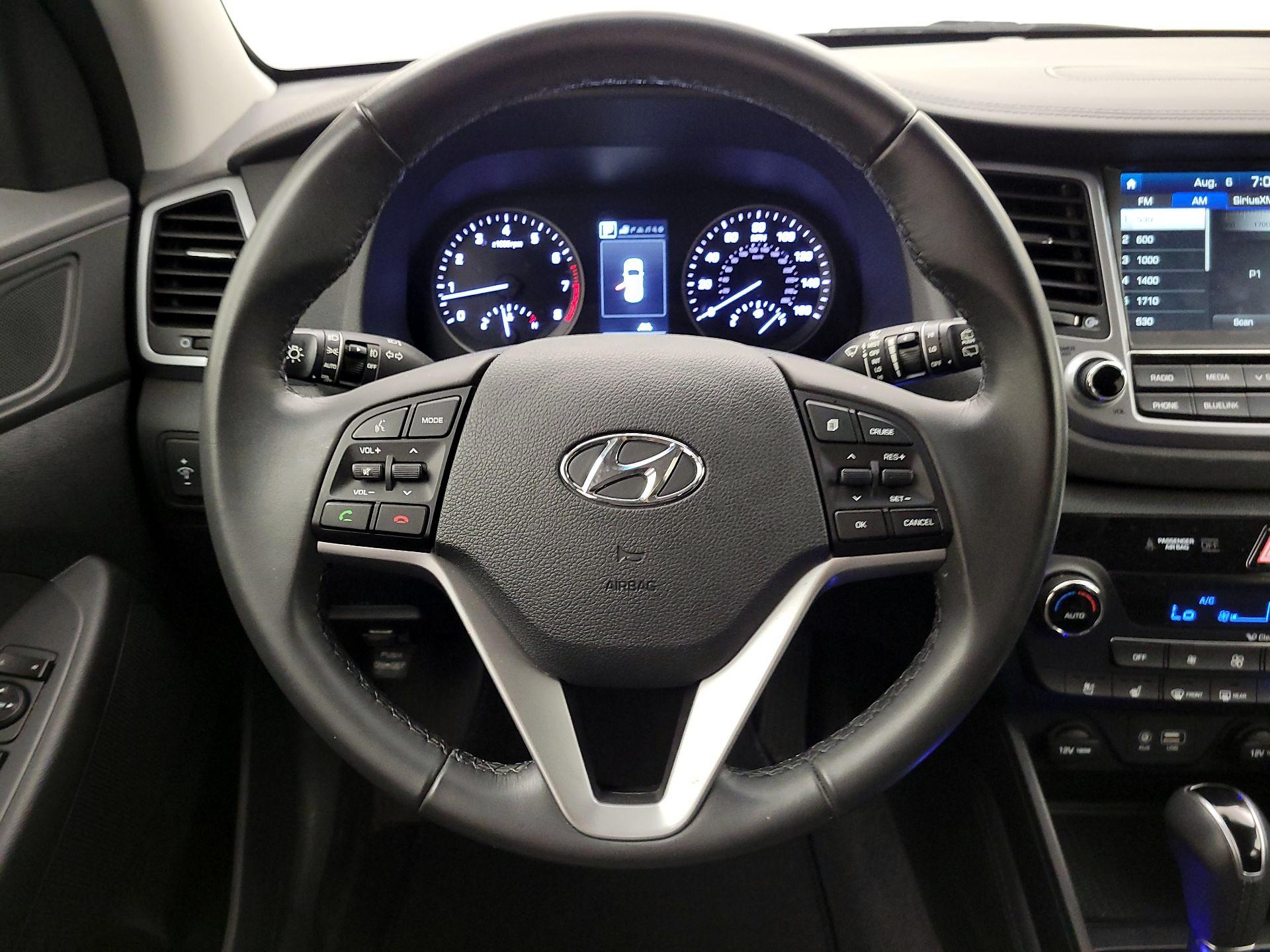 Thumbnail: 2016 Hyundai Tucson - 10