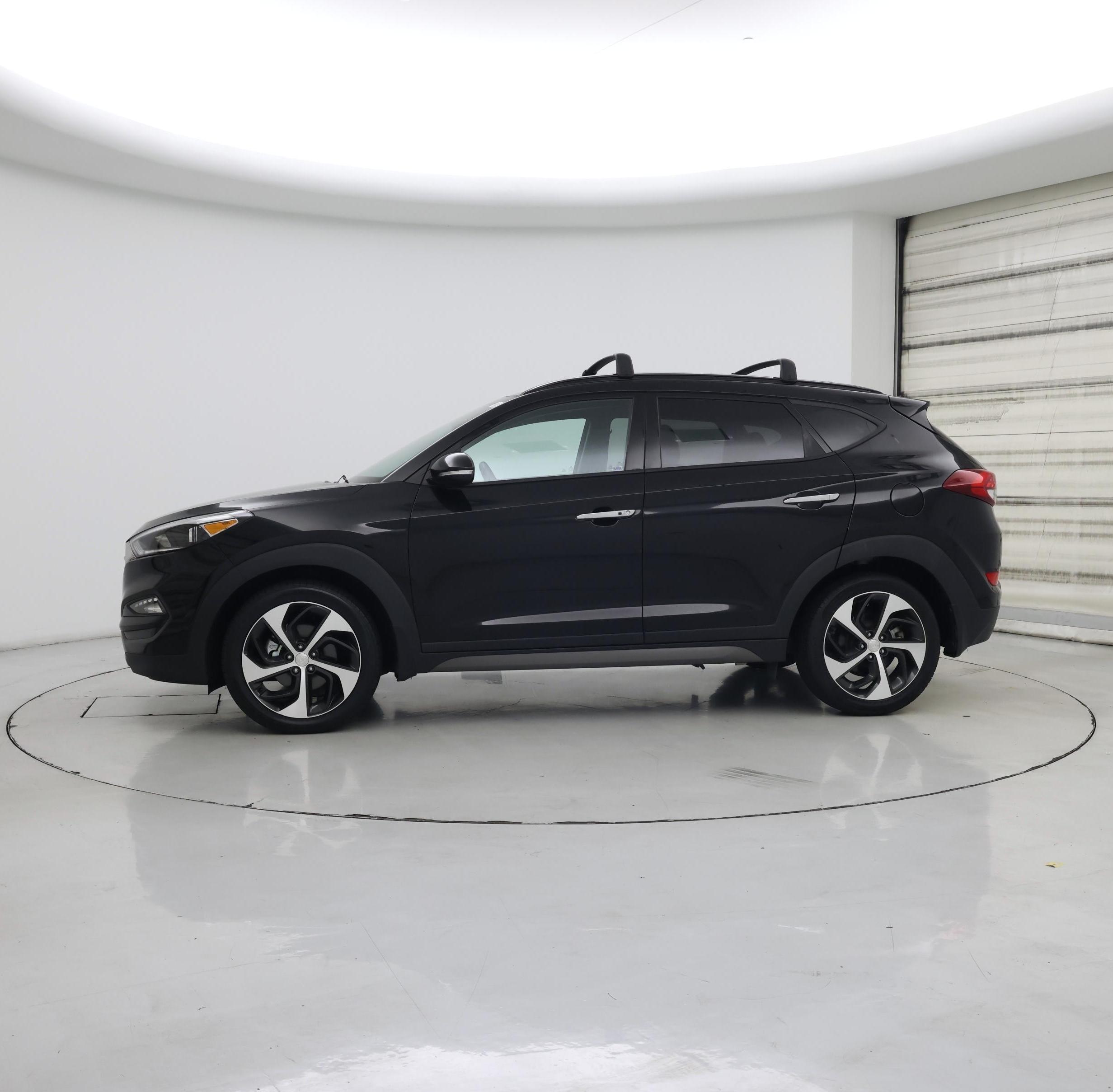 Thumbnail: 2016 Hyundai Tucson - 3