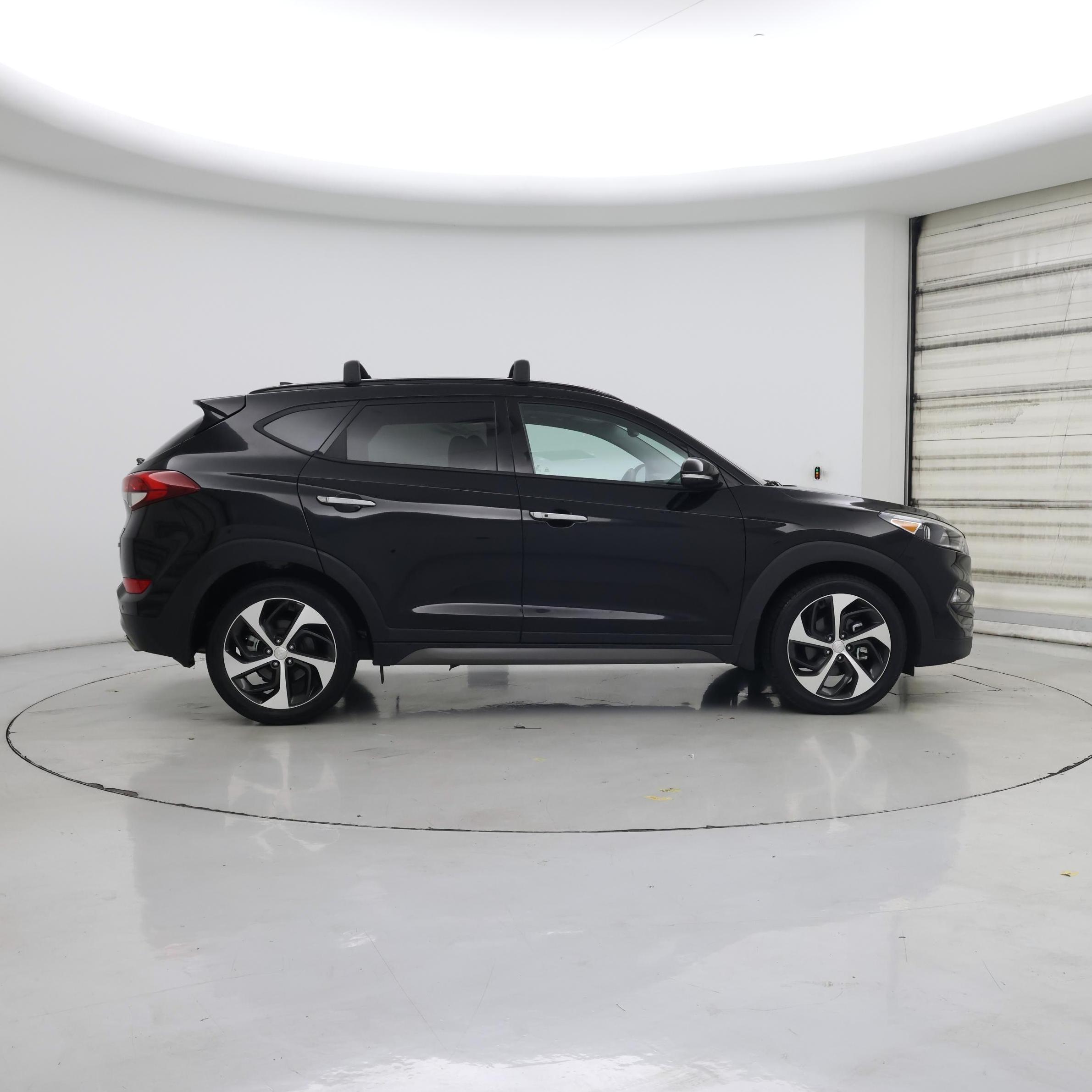 Thumbnail: 2016 Hyundai Tucson - 7