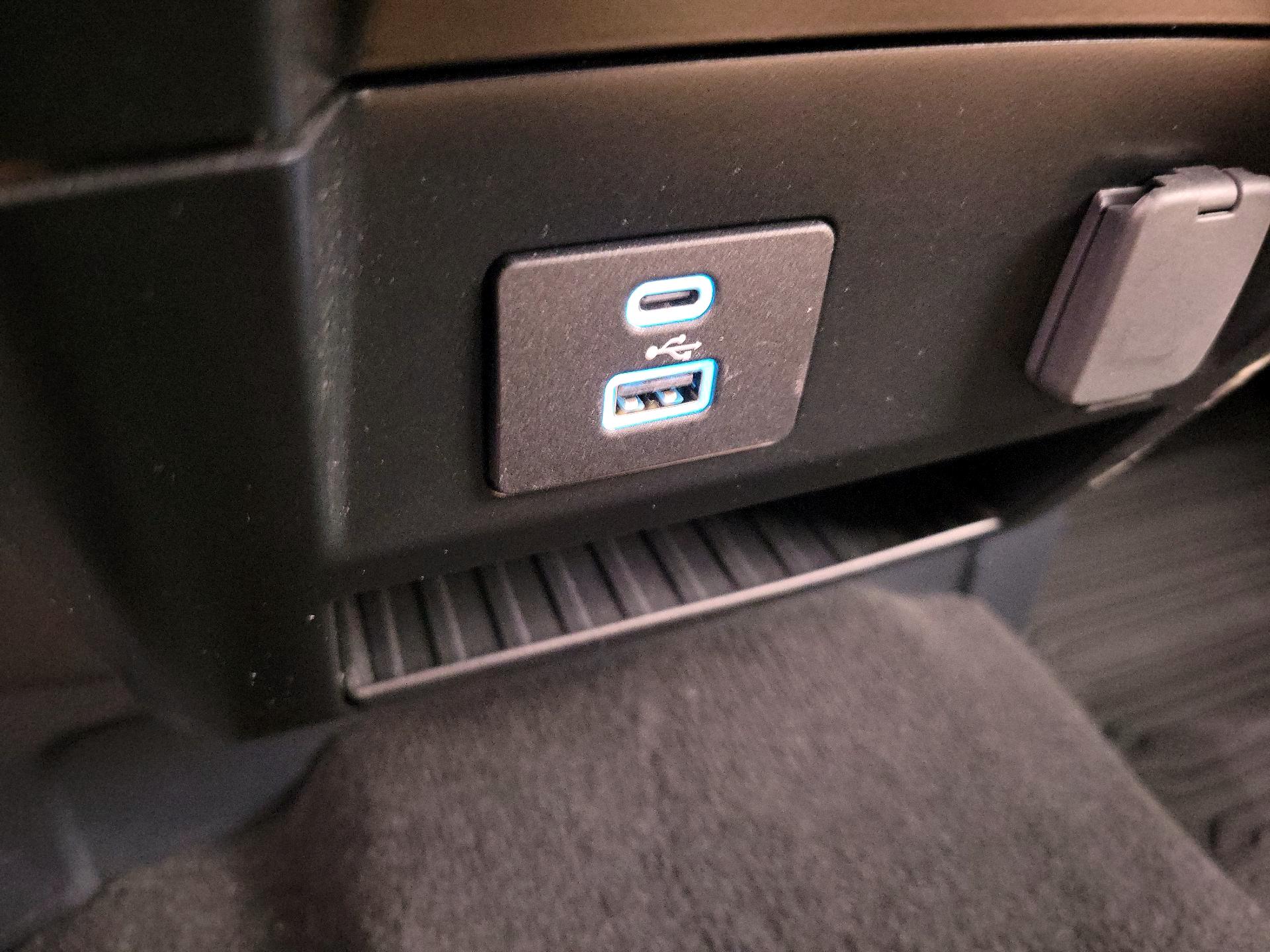 Thumbnail: 2022 Ford F-350 - 19