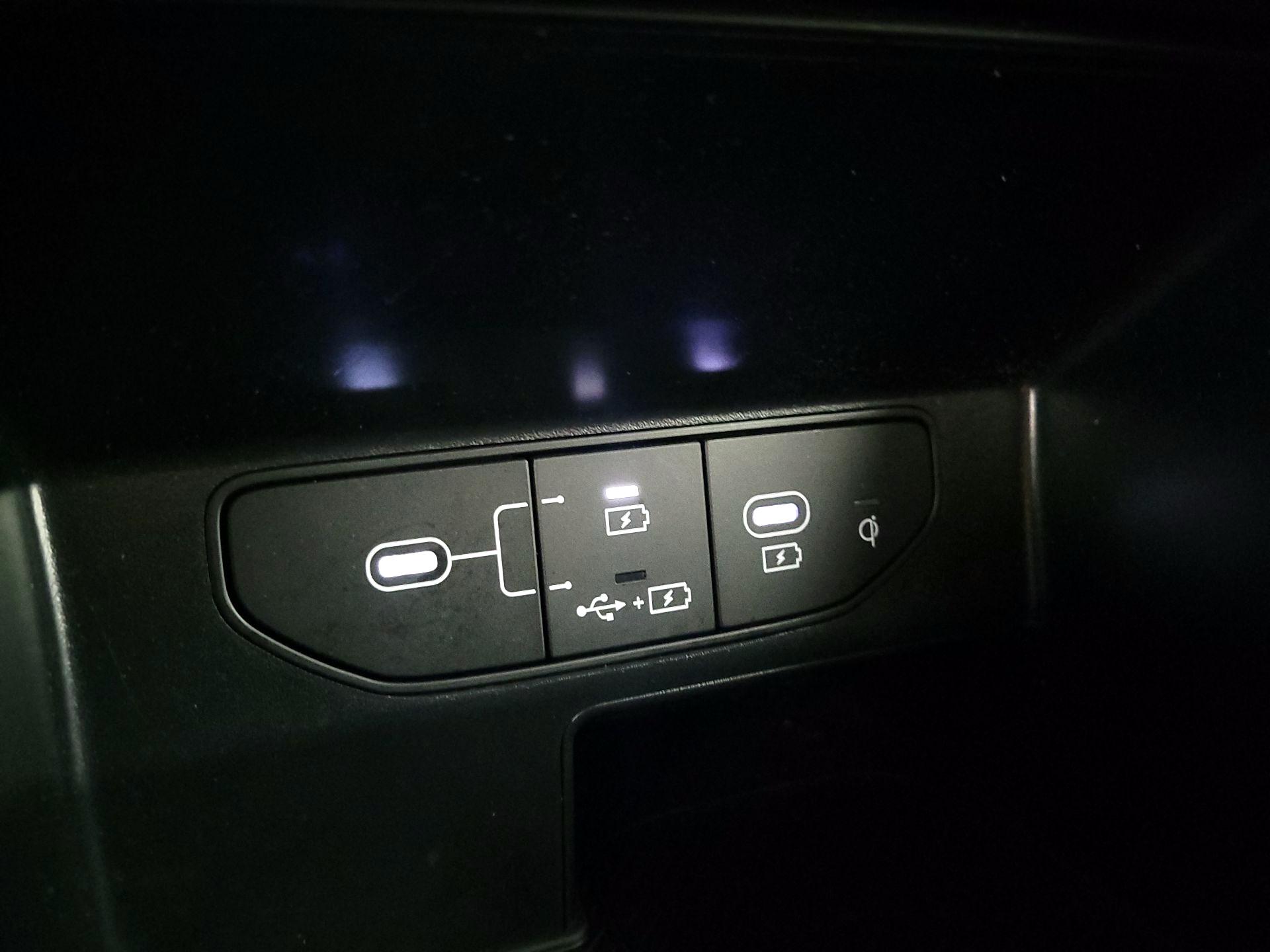 Thumbnail: 2024 Kia Sorento - 19