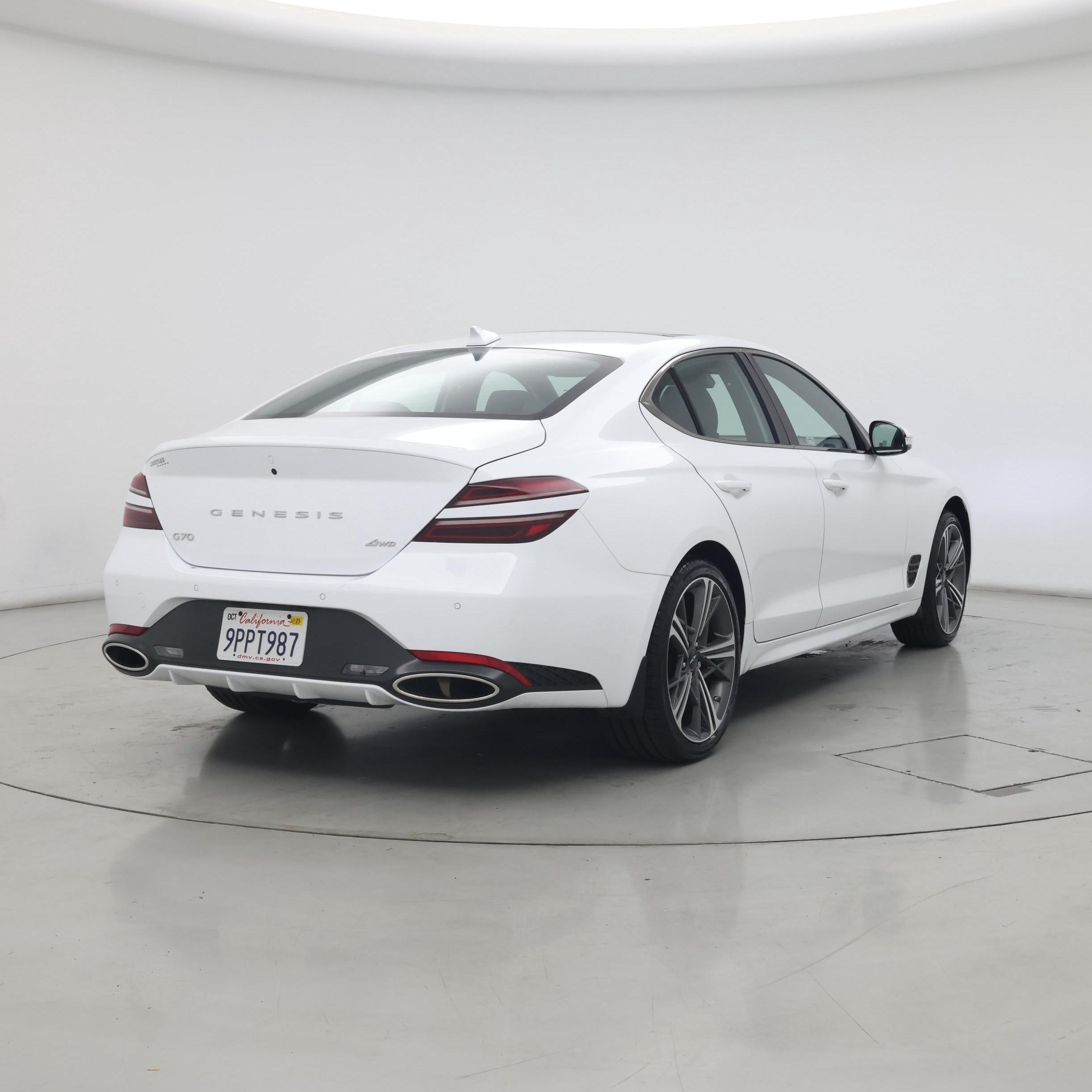 Thumbnail: 2025 Genesis G70 - 8