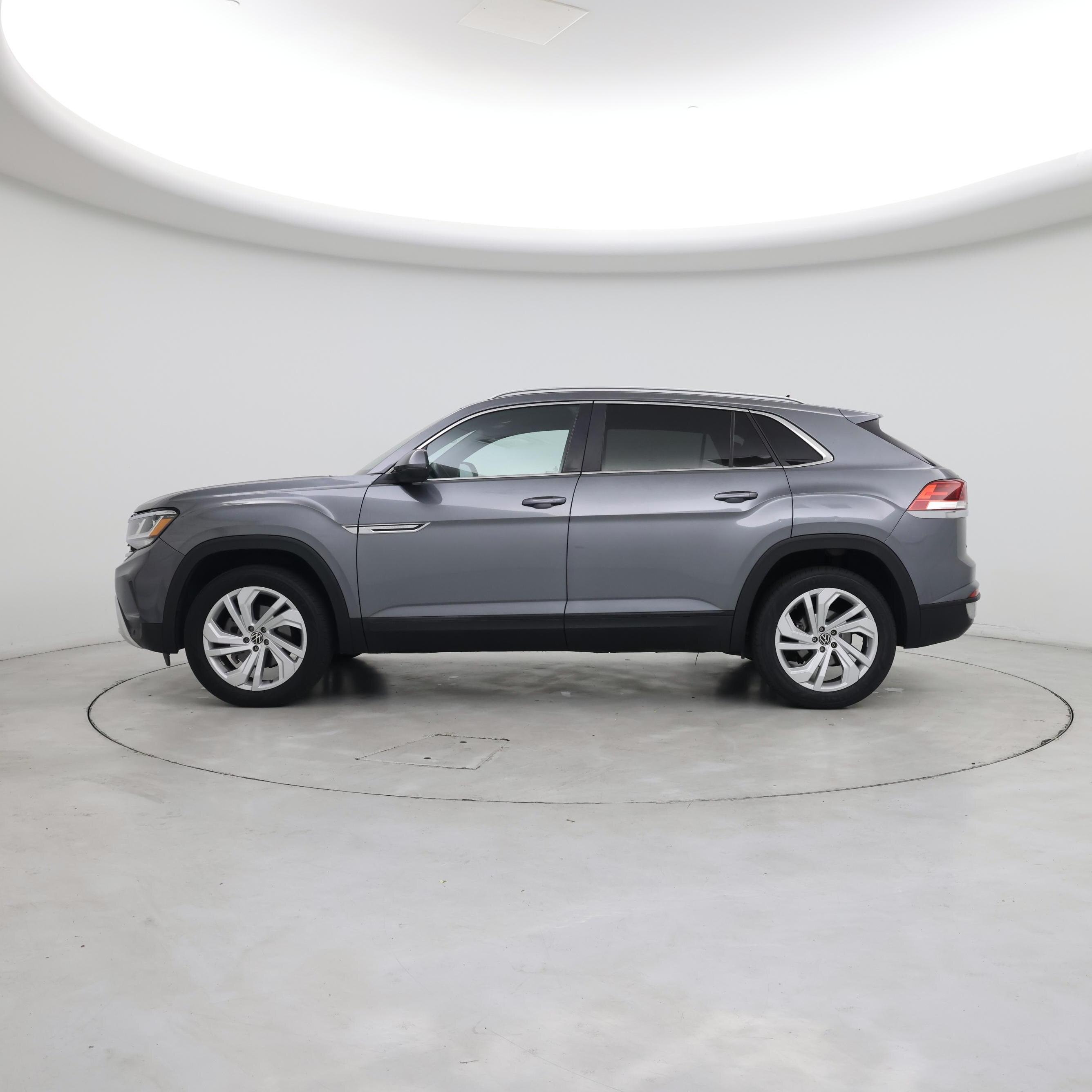 Thumbnail: 2021 Volkswagen Atlas - 3