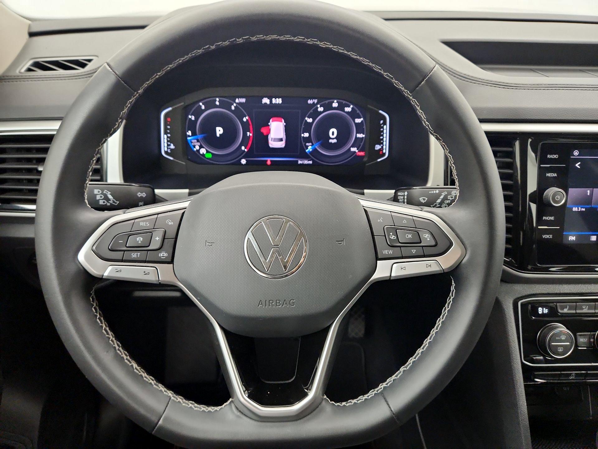 Thumbnail: 2023 Volkswagen Atlas - 10