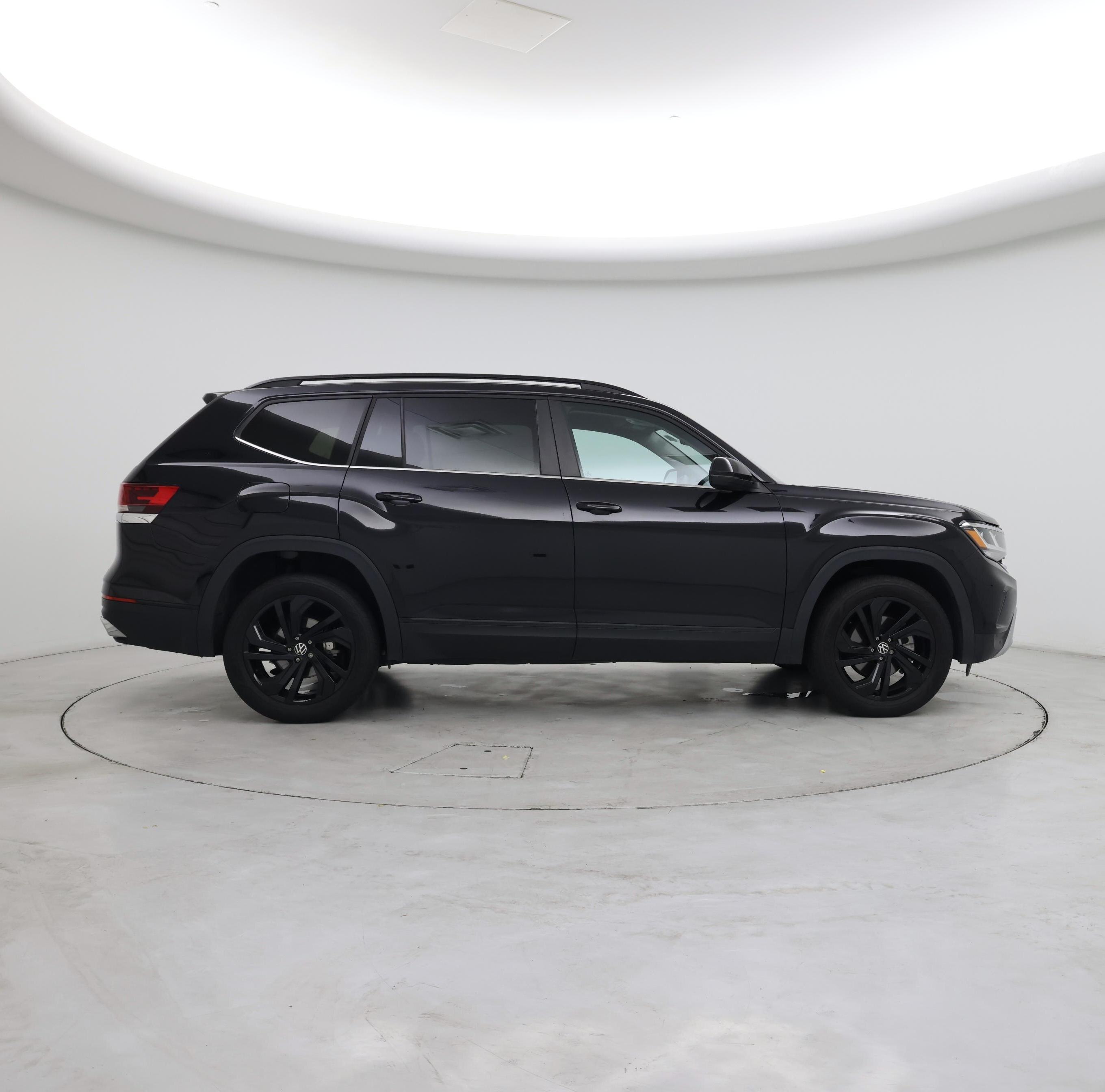 Thumbnail: 2023 Volkswagen Atlas - 7