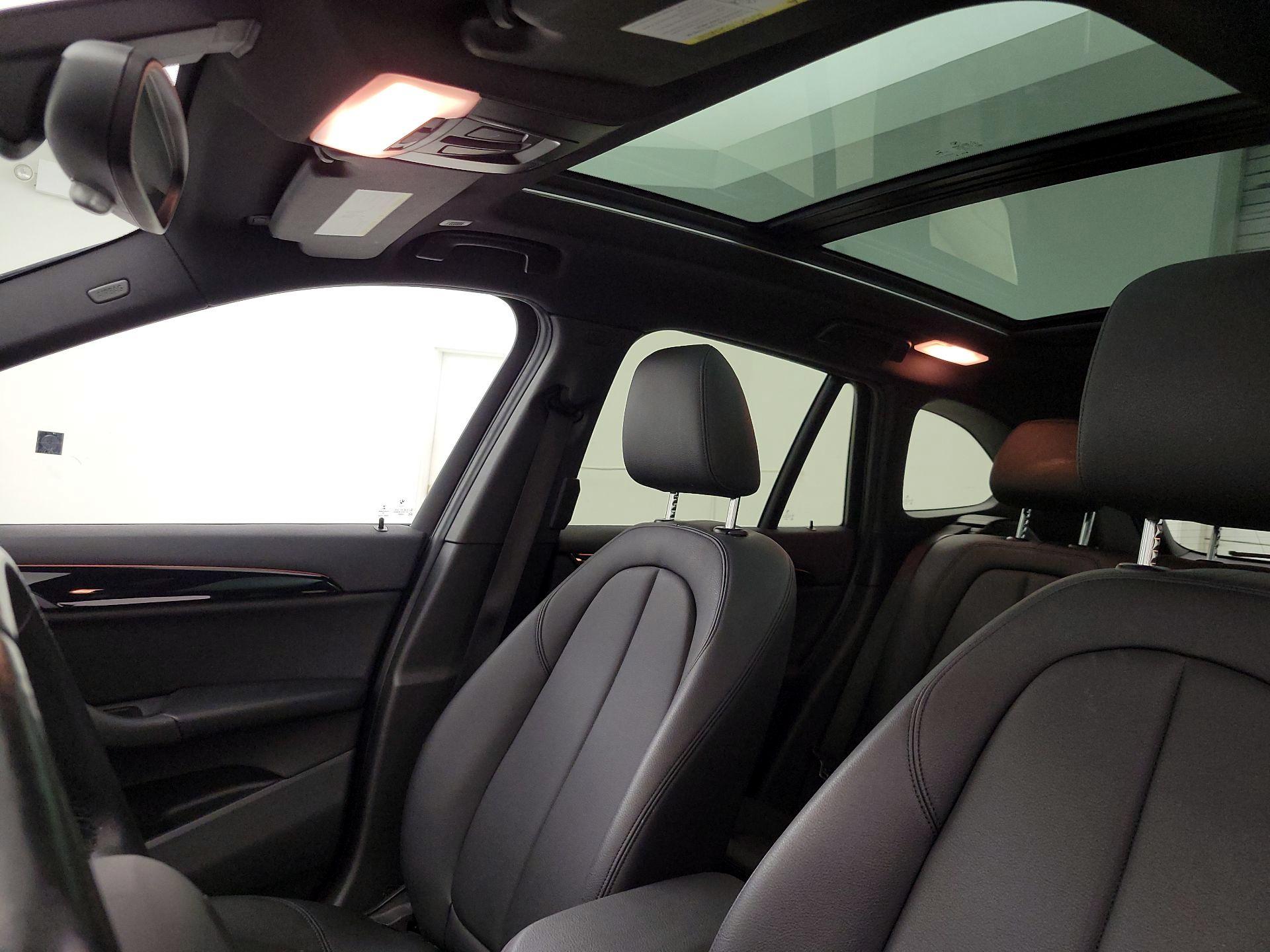 Thumbnail: 2016 BMW X1 - 19