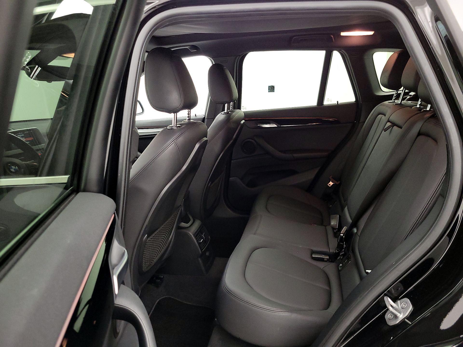 Thumbnail: 2016 BMW X1 - 20
