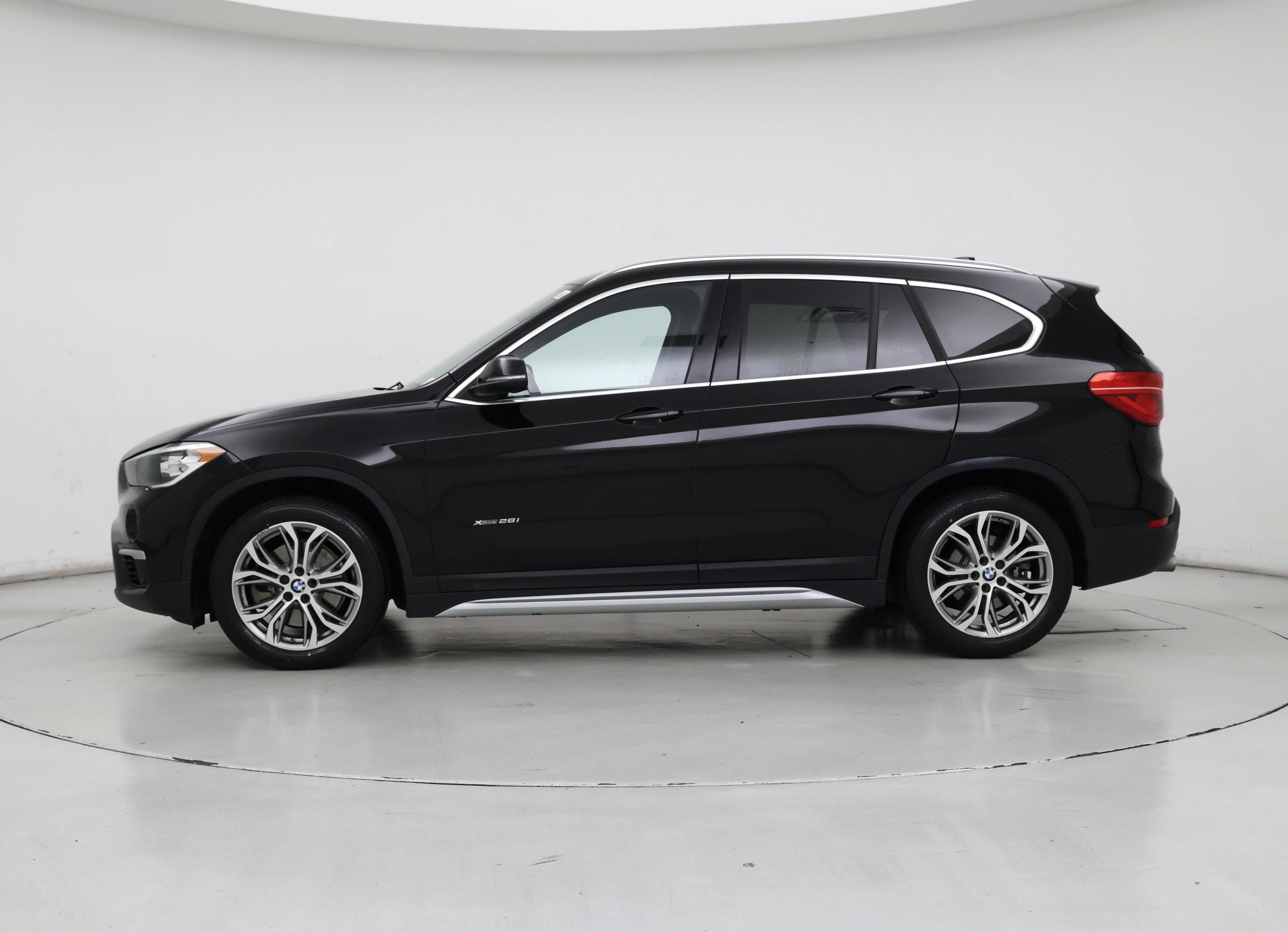 Thumbnail: 2016 BMW X1 - 3