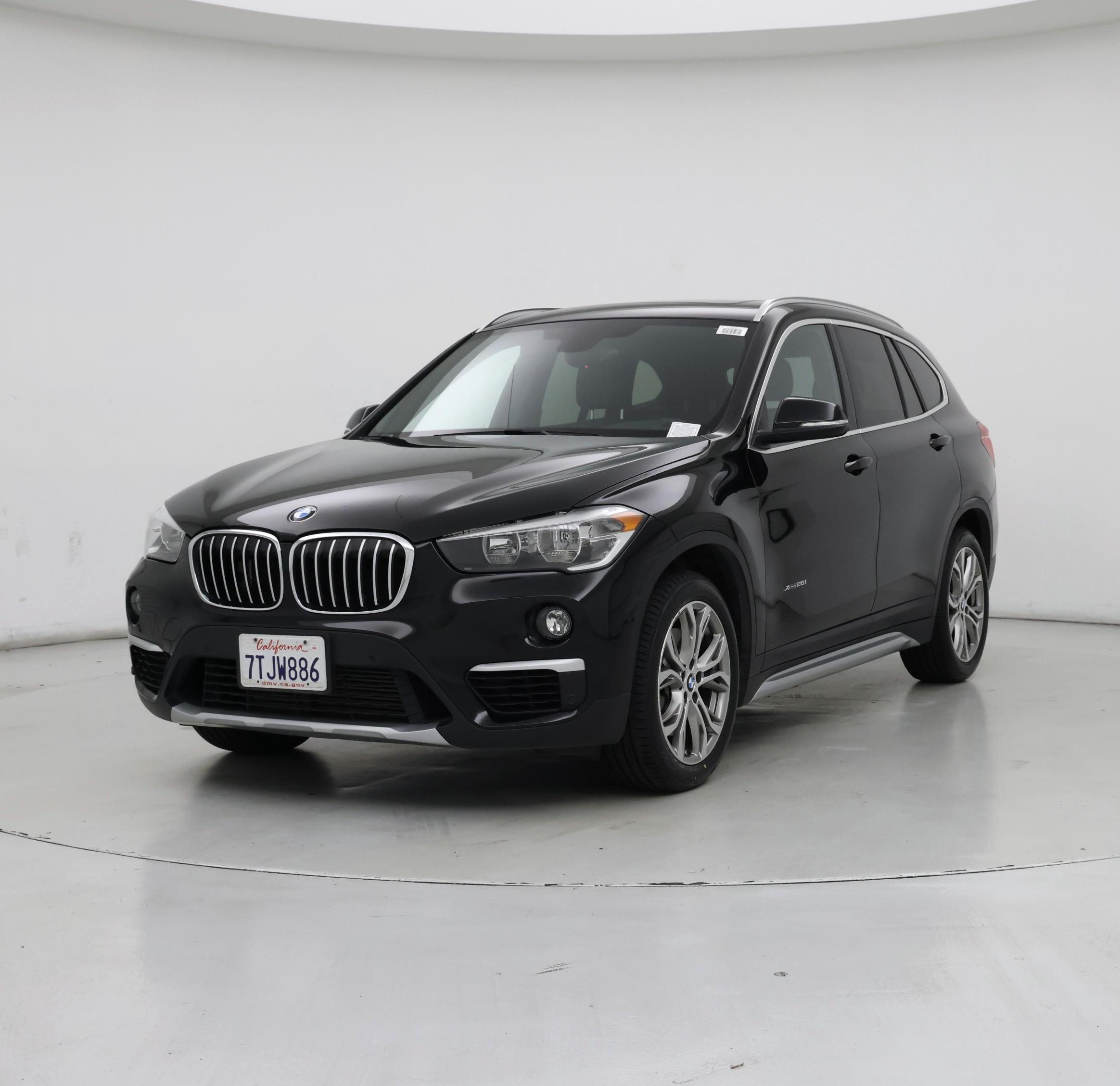 Thumbnail: 2016 BMW X1 - 4