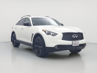 White 2017 Infiniti QX70