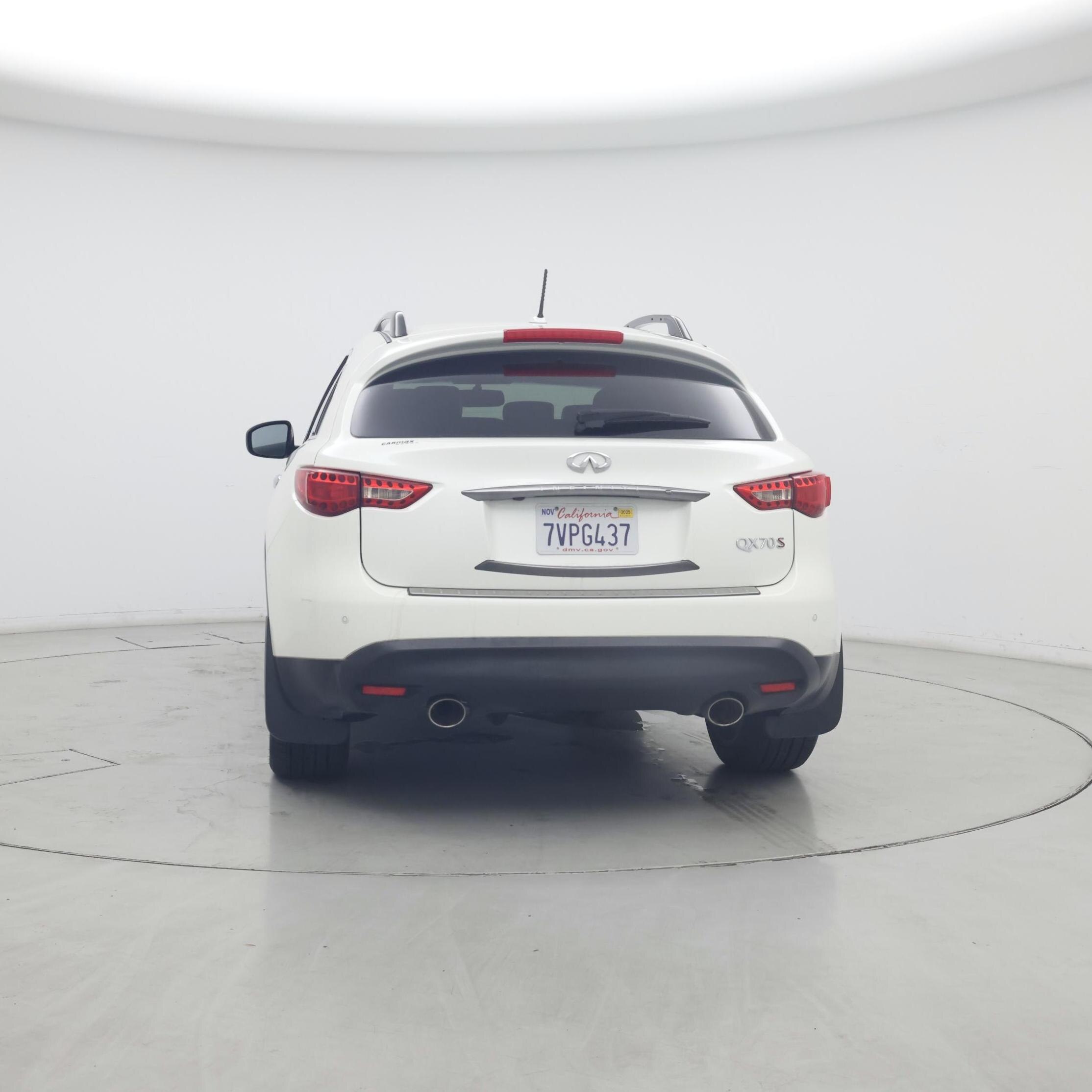 Thumbnail: 2017 INFINITI QX70 - 6