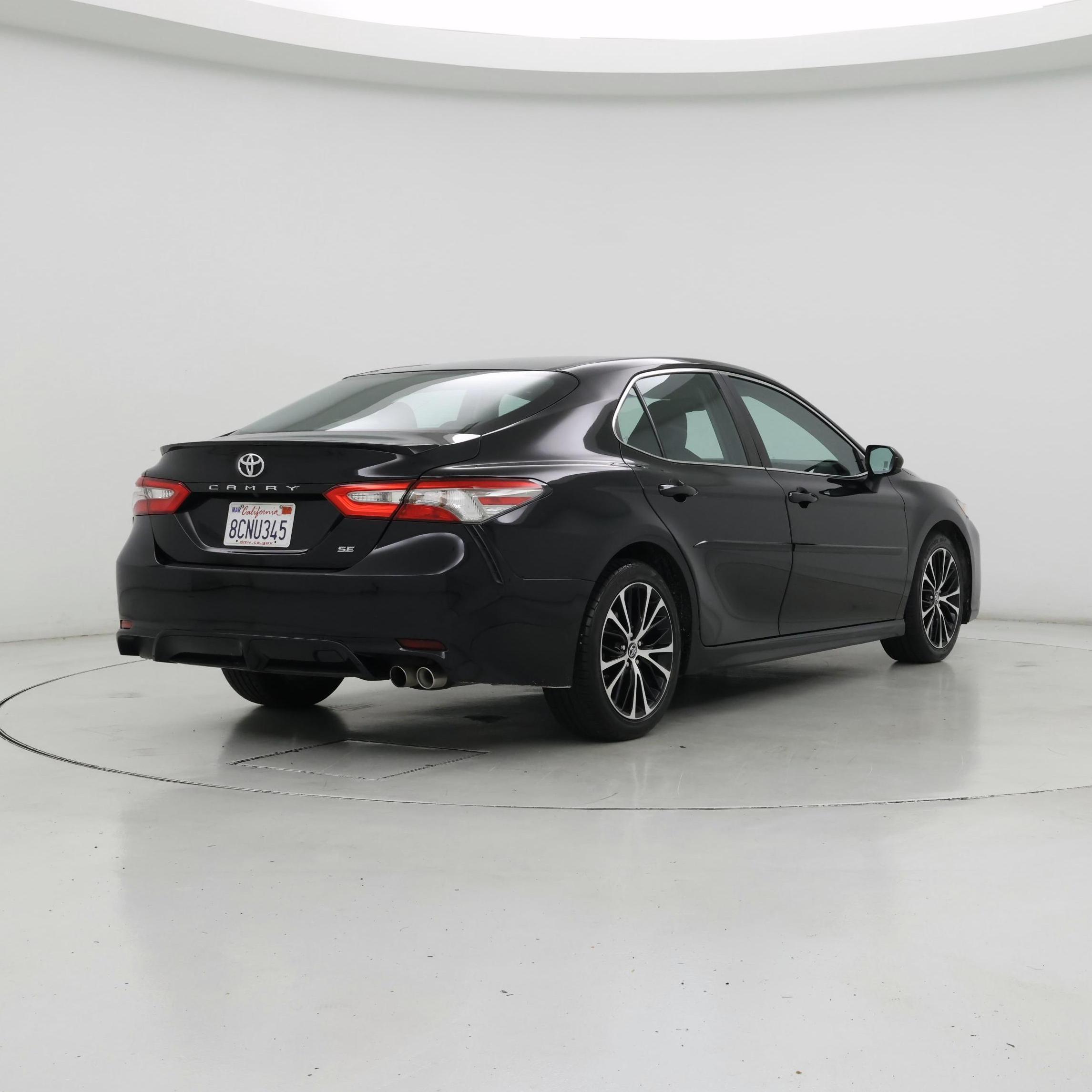 Thumbnail: 2018 Toyota Camry - 8