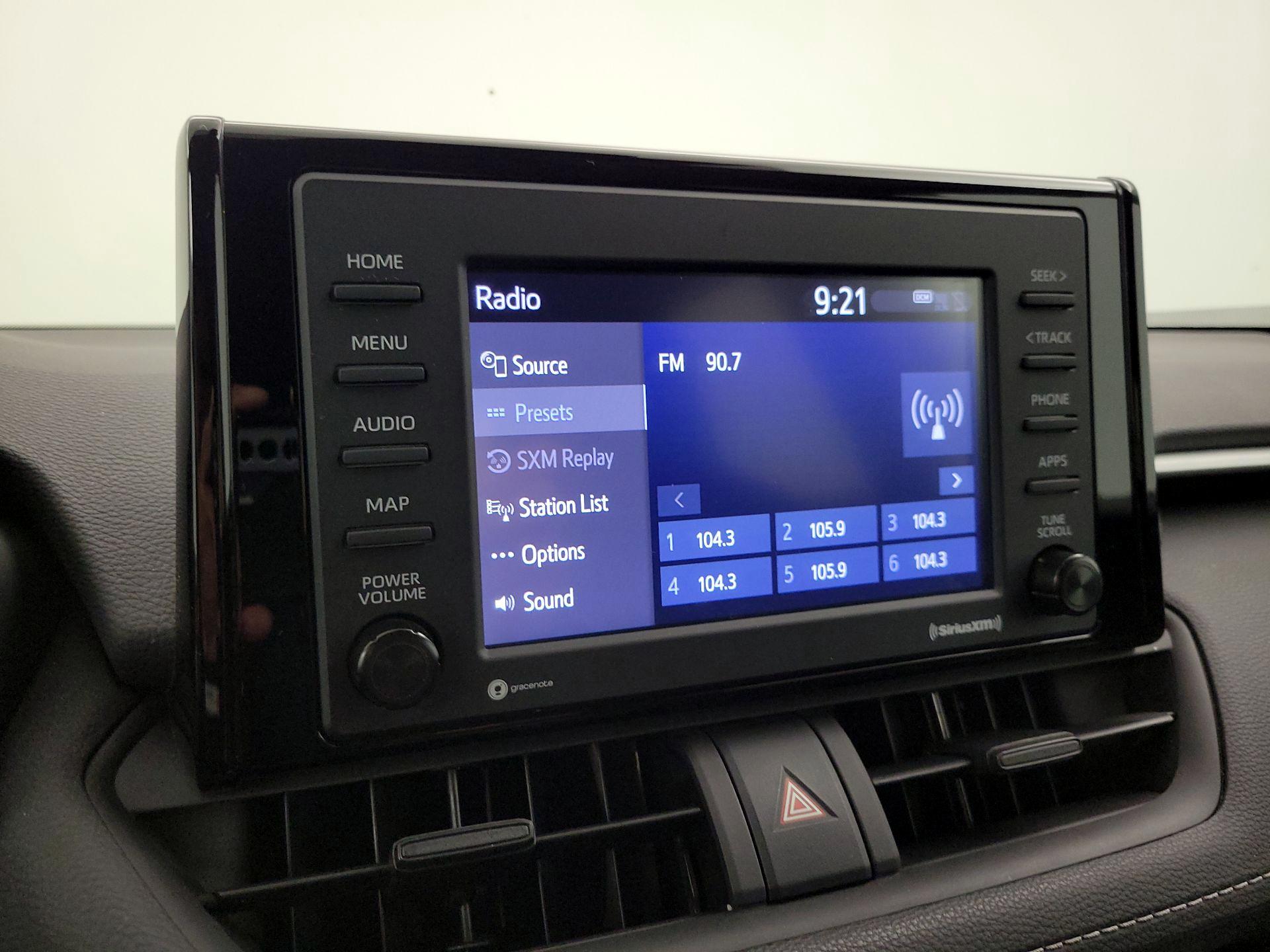Thumbnail: 2021 Toyota RAV4 - 15