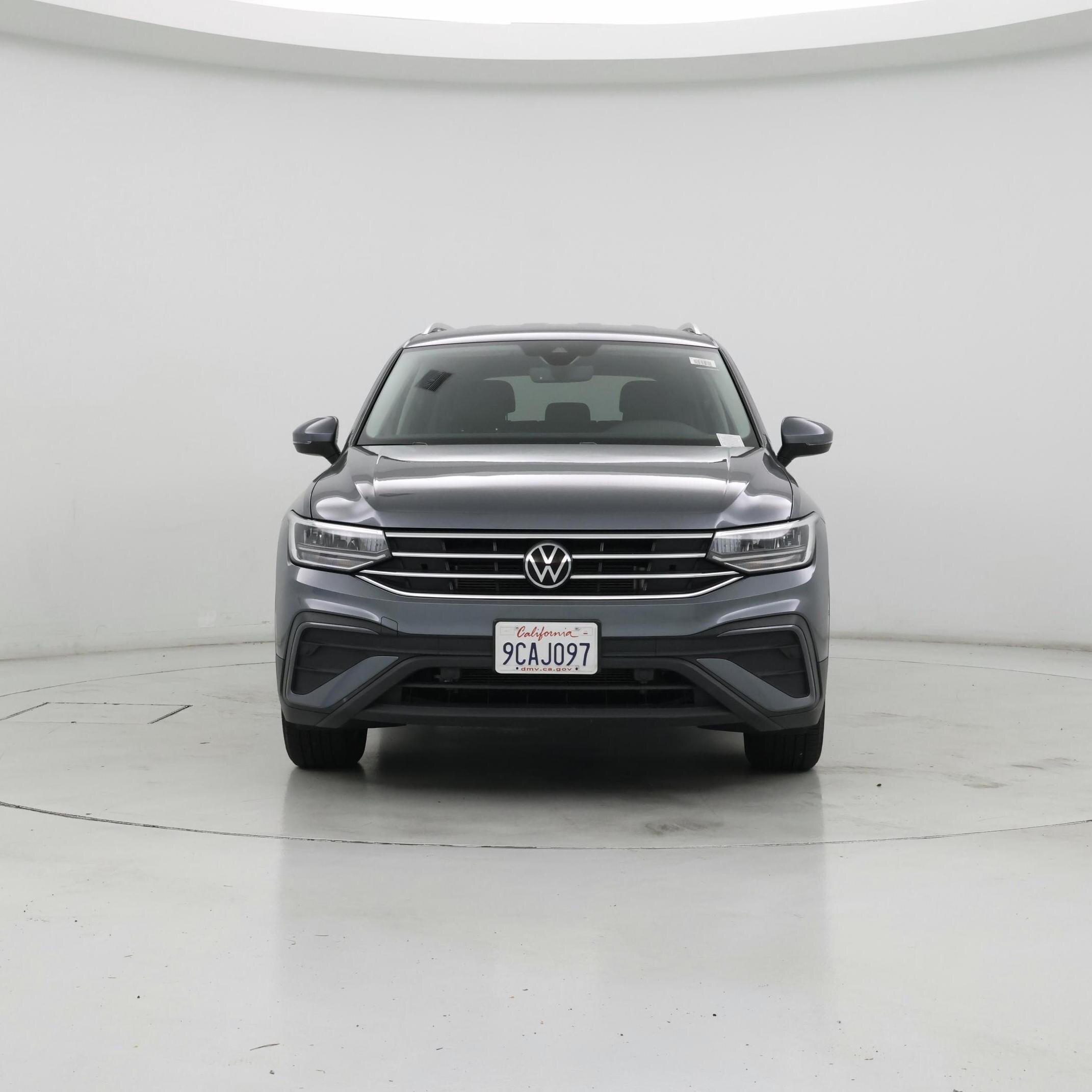 Thumbnail: 2022 Volkswagen Tiguan - 5