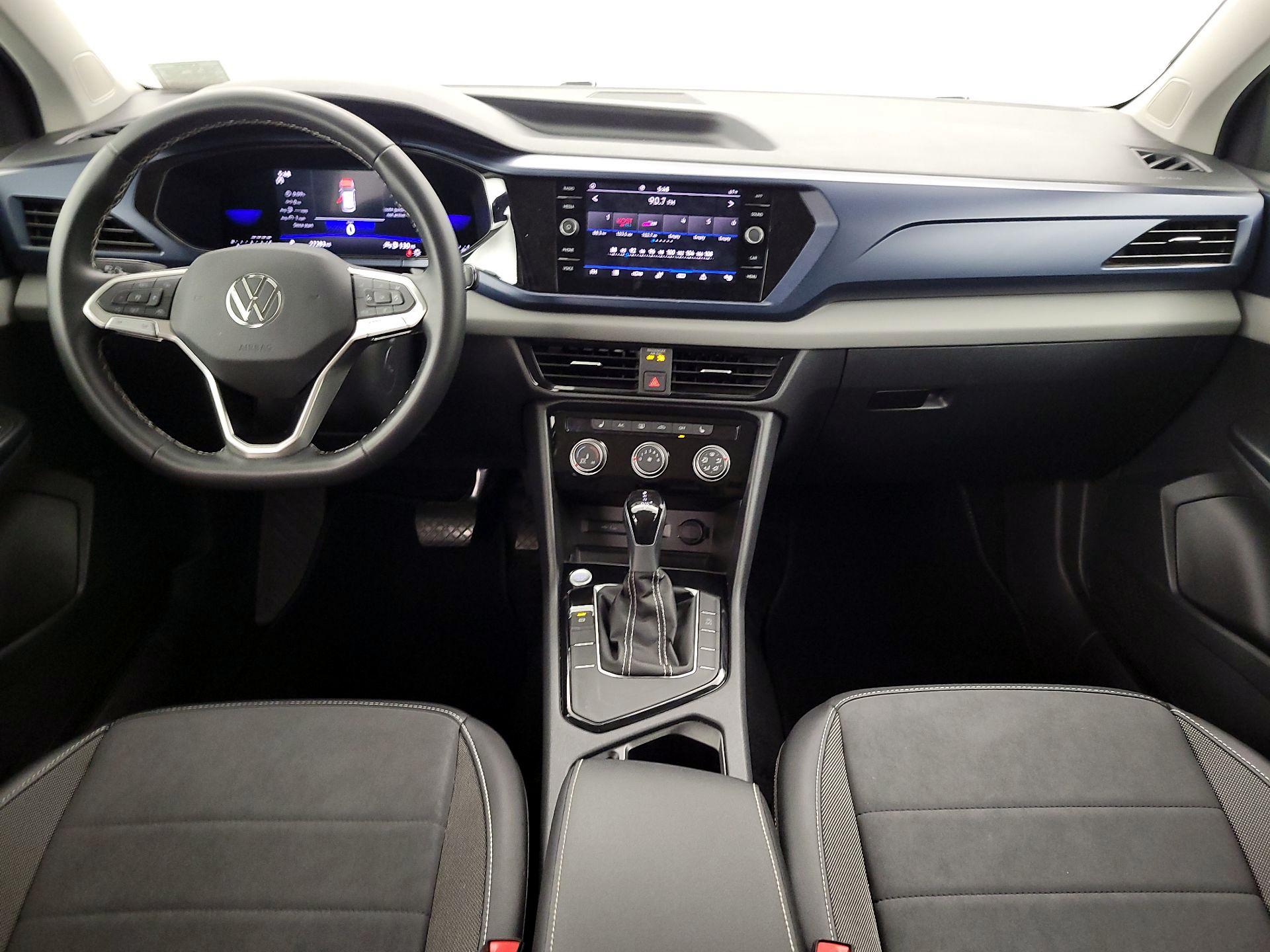 Thumbnail: 2023 Volkswagen Taos - 9
