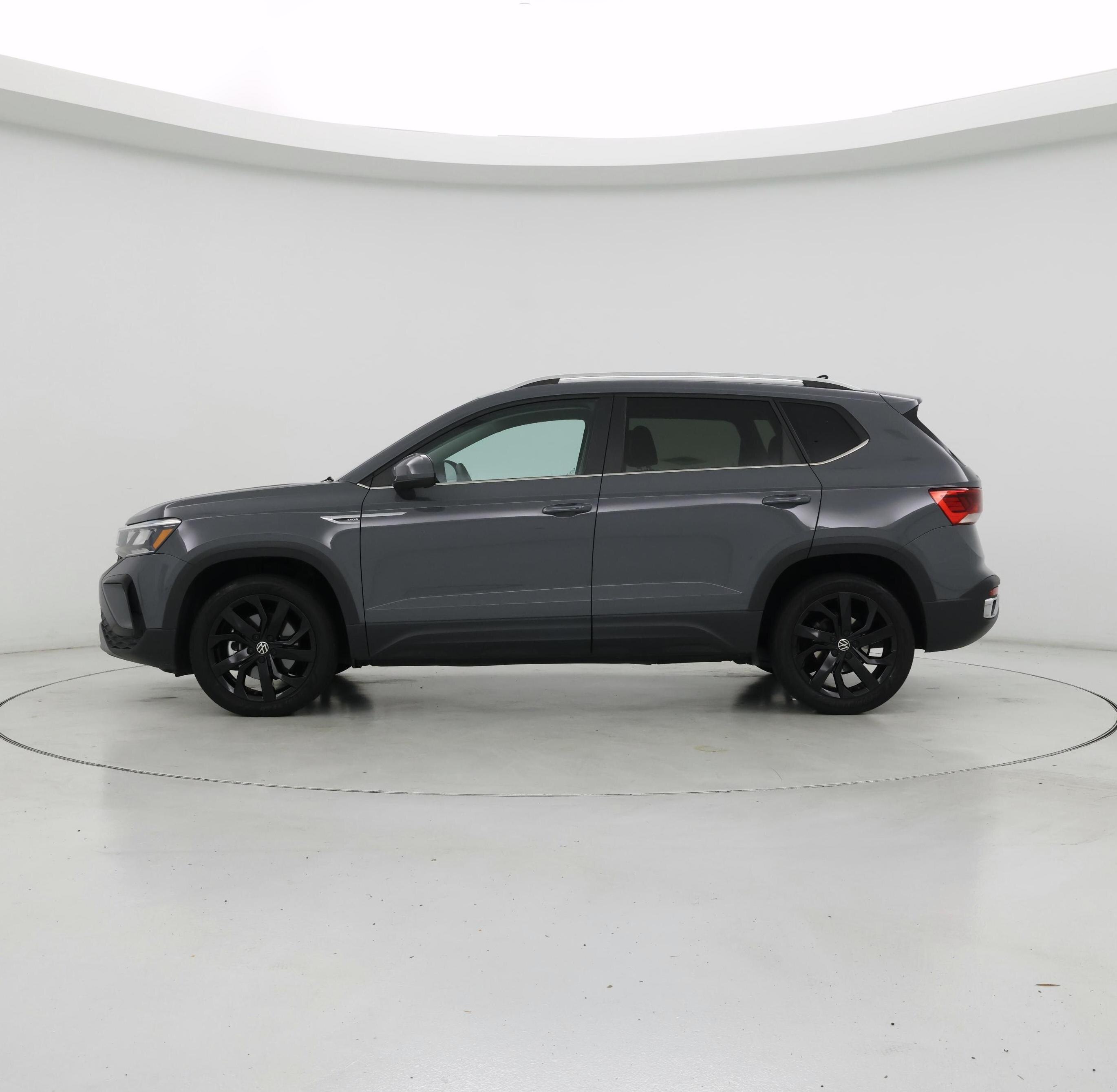 Thumbnail: 2023 Volkswagen Taos - 3