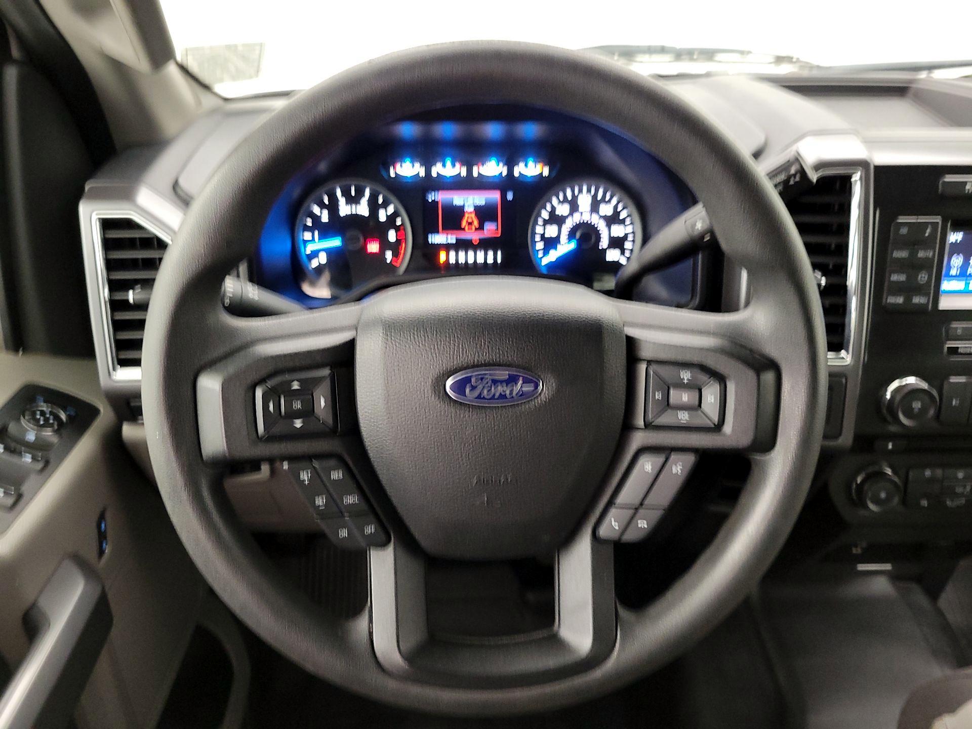 Thumbnail: 2016 Ford F-150 - 10