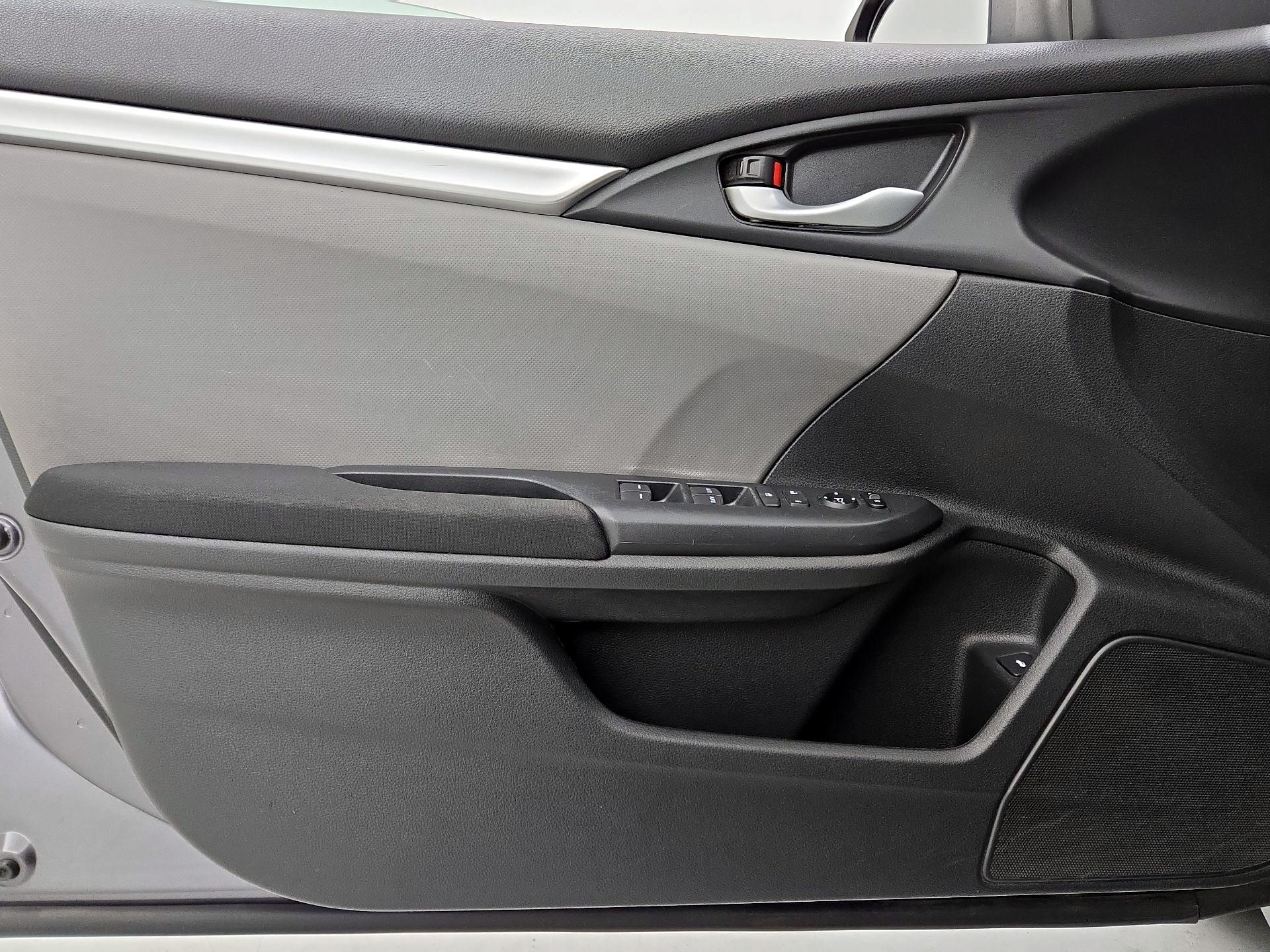Thumbnail: 2018 Honda Civic - 12