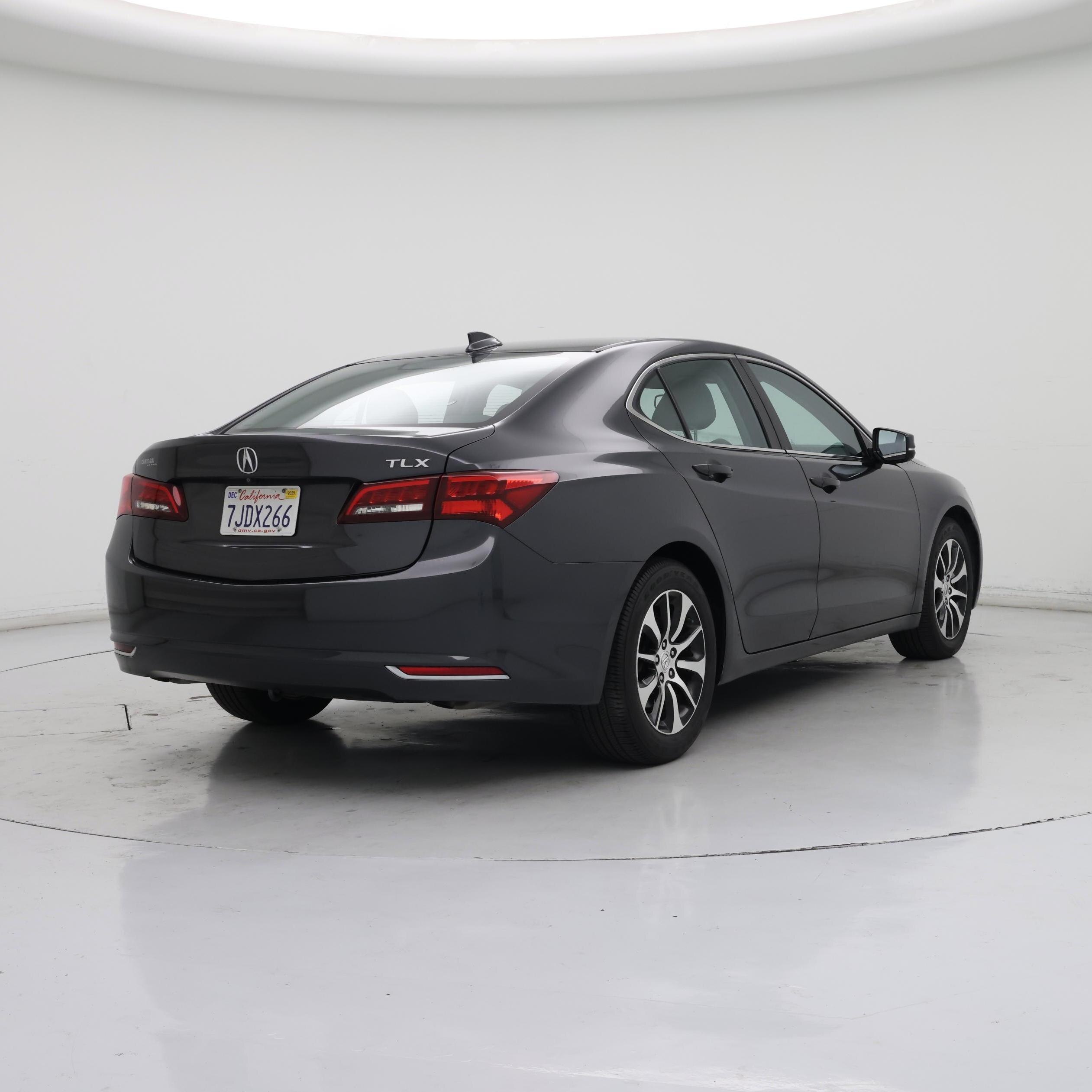 Thumbnail: 2015 Acura TLX - 8
