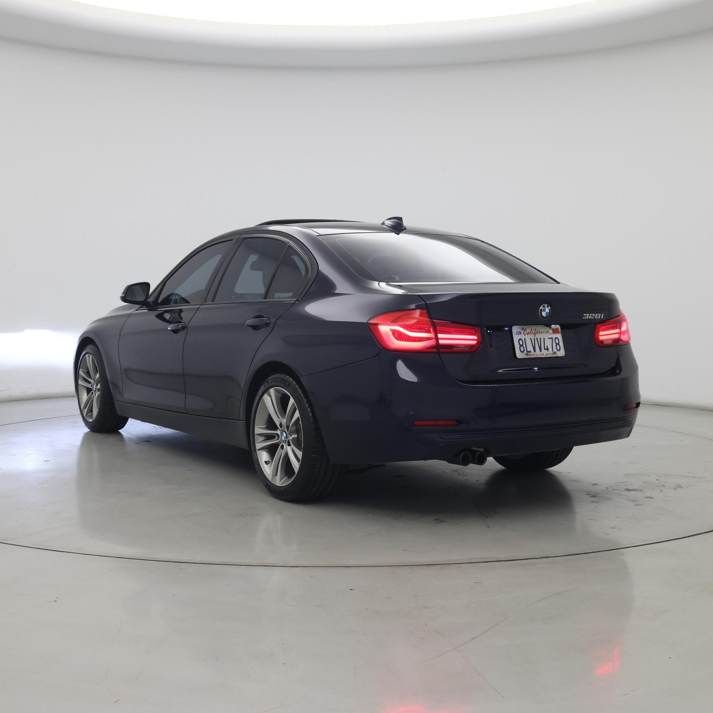 Thumbnail: 2016 BMW 3 Series - 2