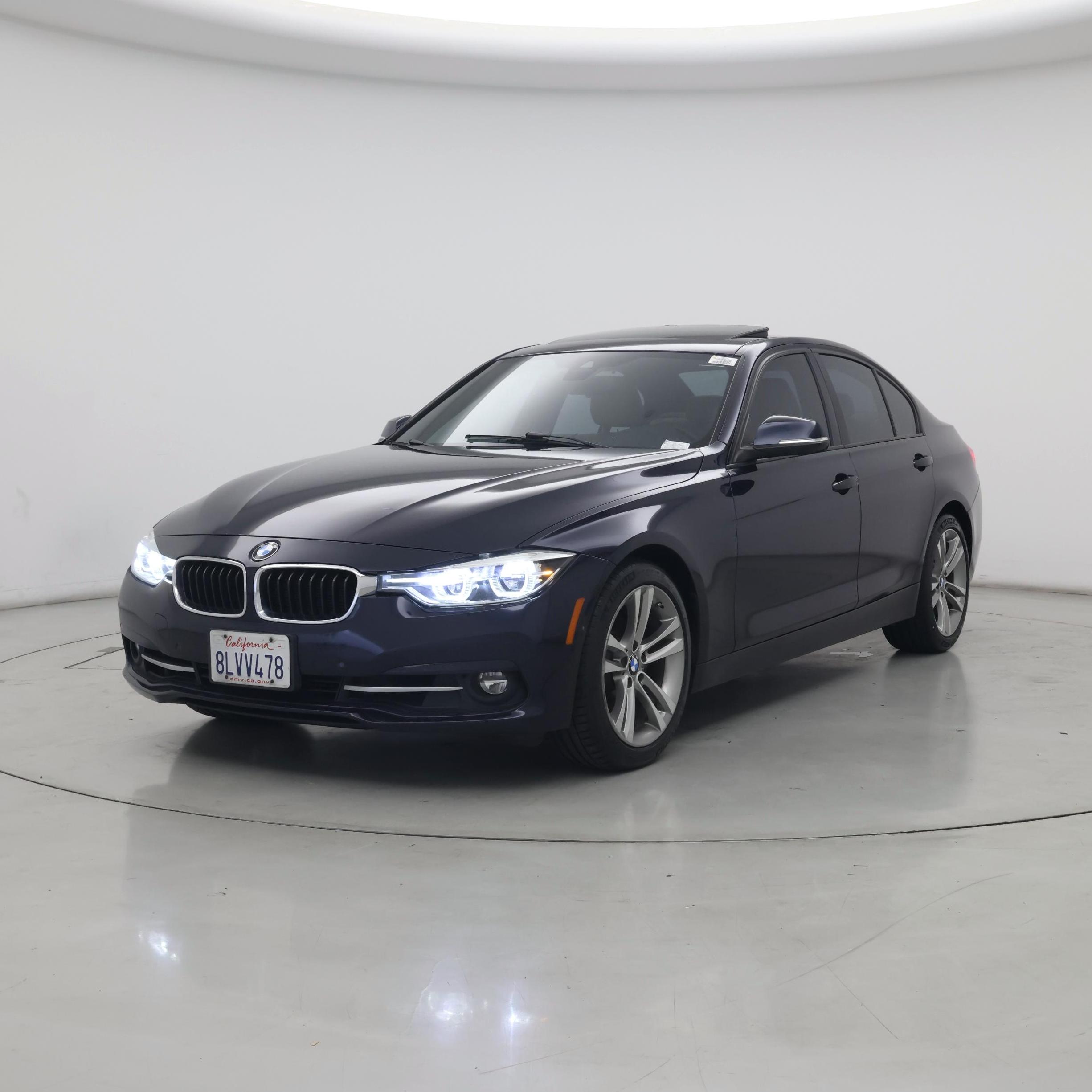 Thumbnail: 2016 BMW 3 Series - 4