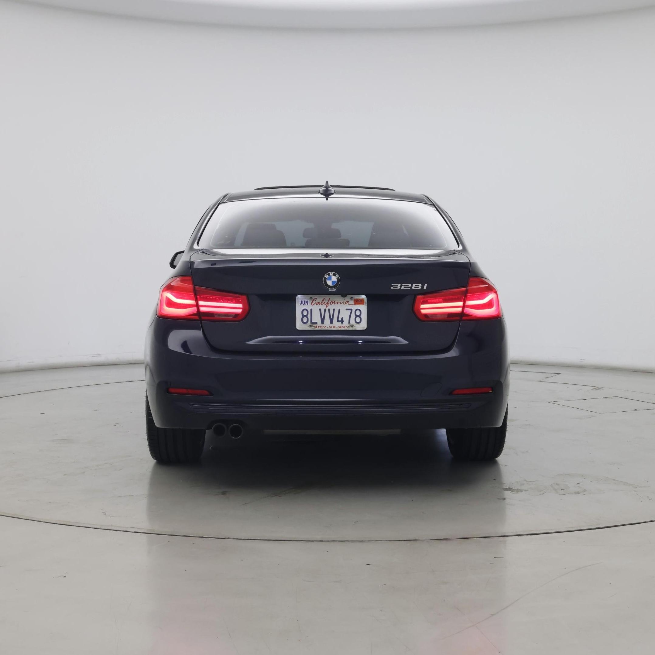 Thumbnail: 2016 BMW 3 Series - 6