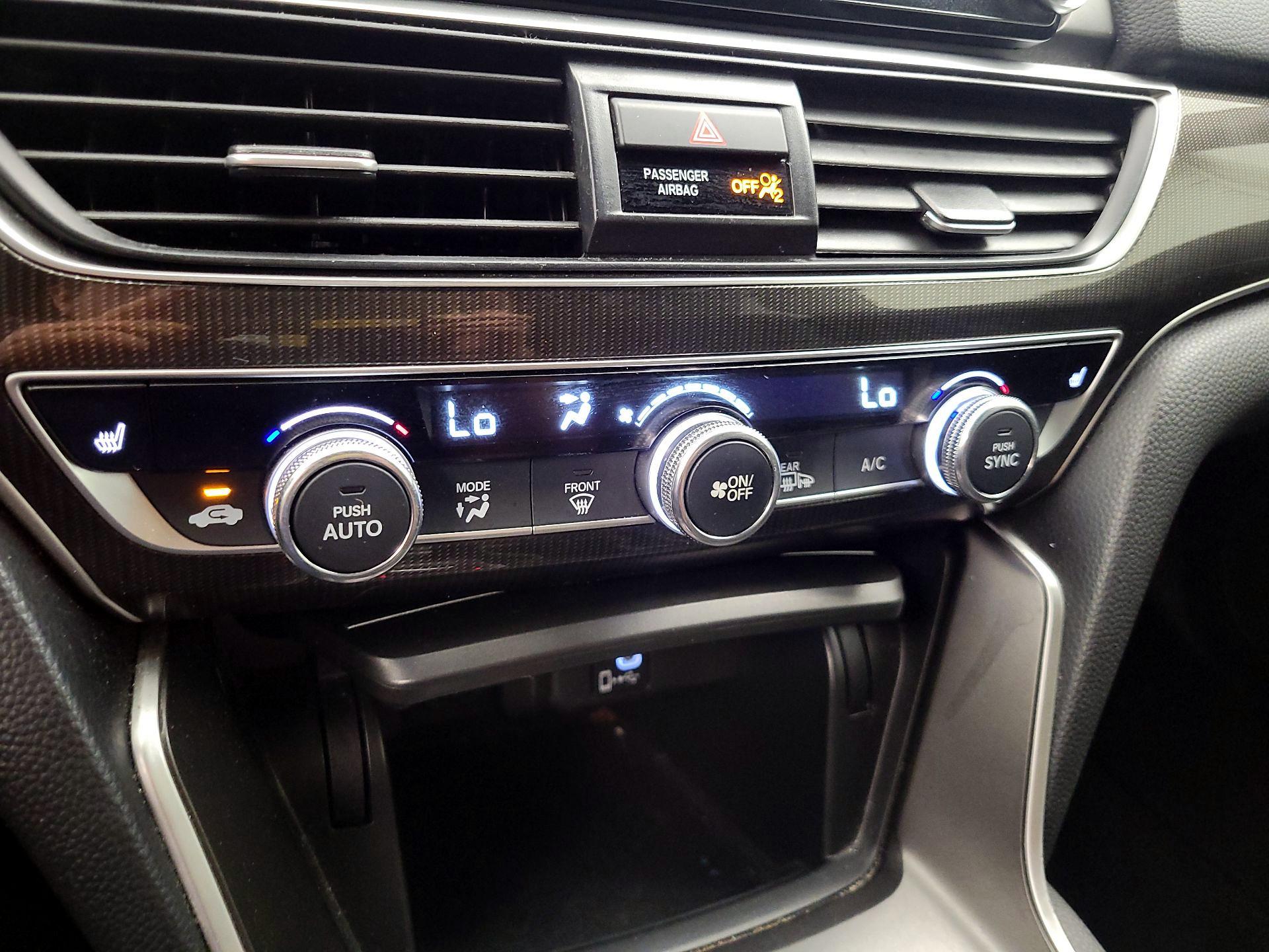 Thumbnail: 2019 Honda Accord - 15