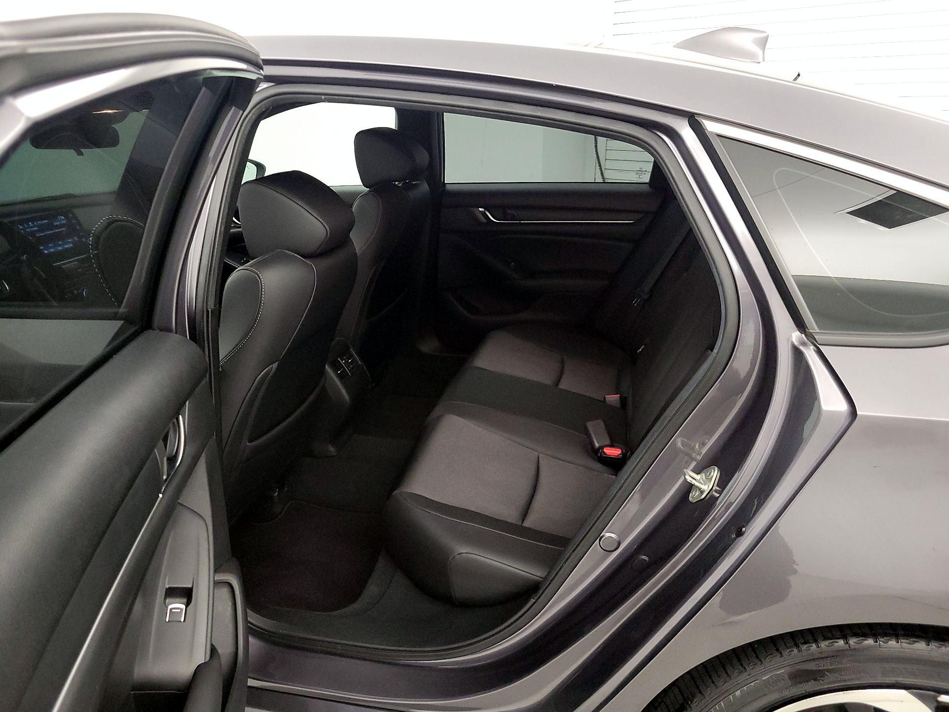 Thumbnail: 2019 Honda Accord - 18
